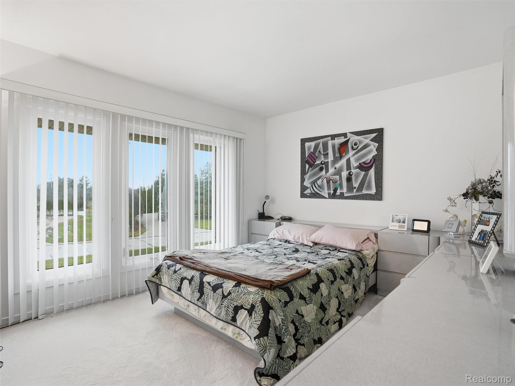 3827 Manchester Court