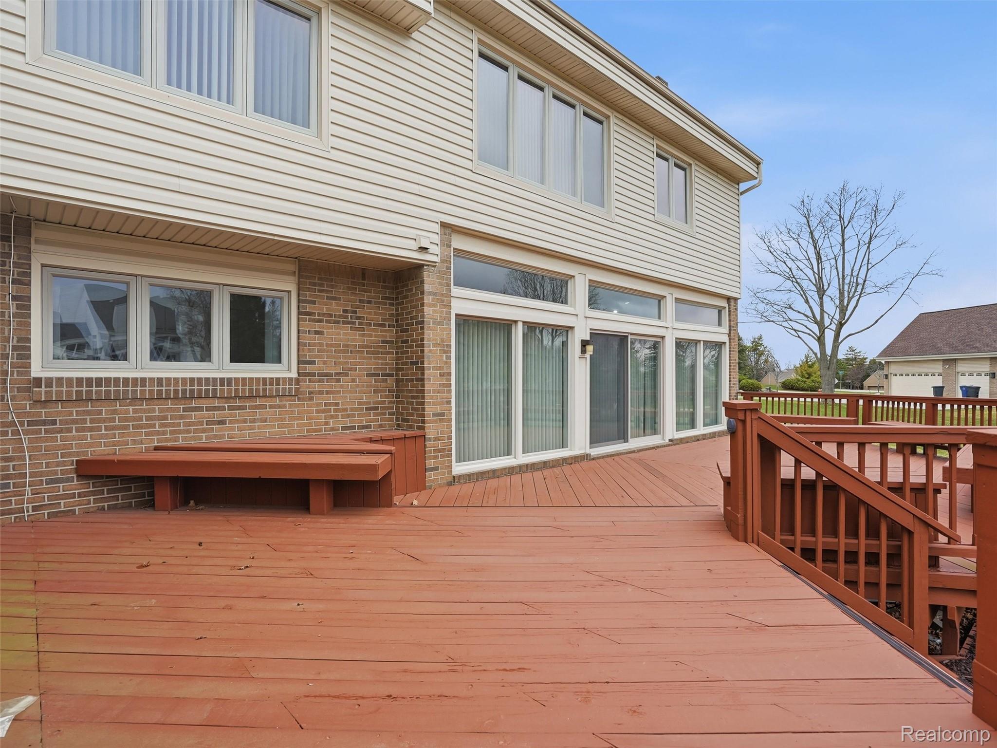 3827 Manchester Court