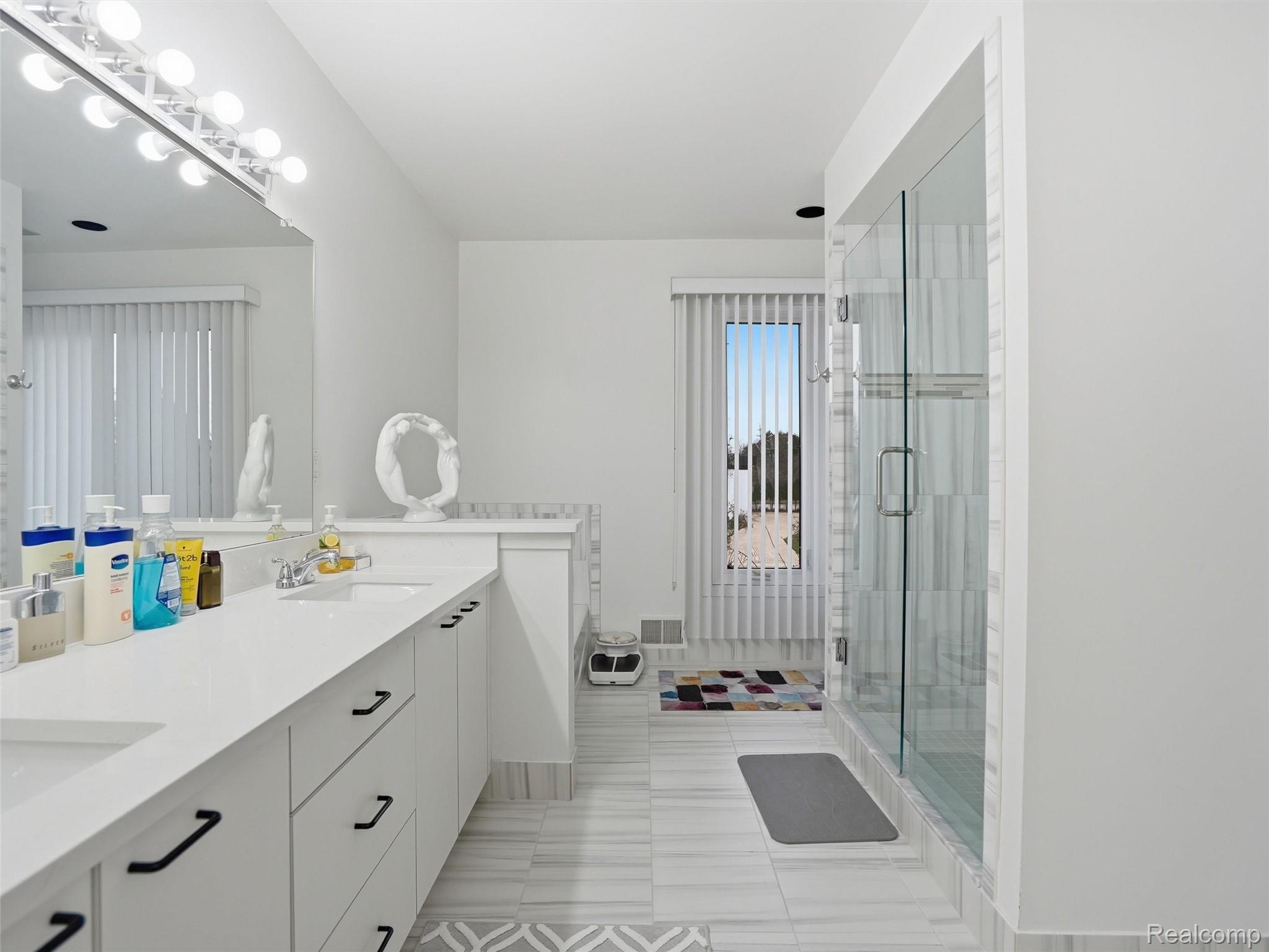 3827 Manchester Court