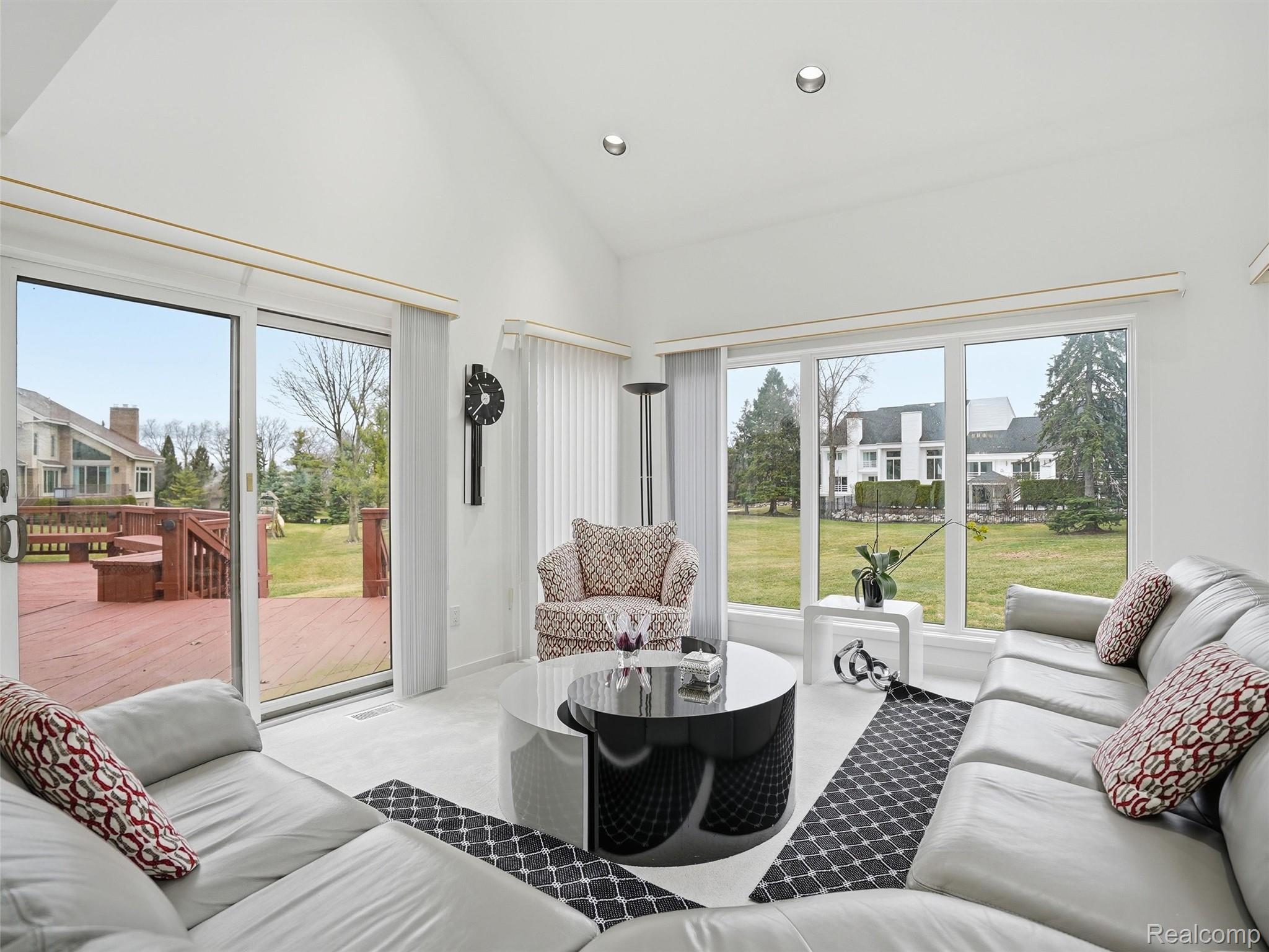 3827 Manchester Court