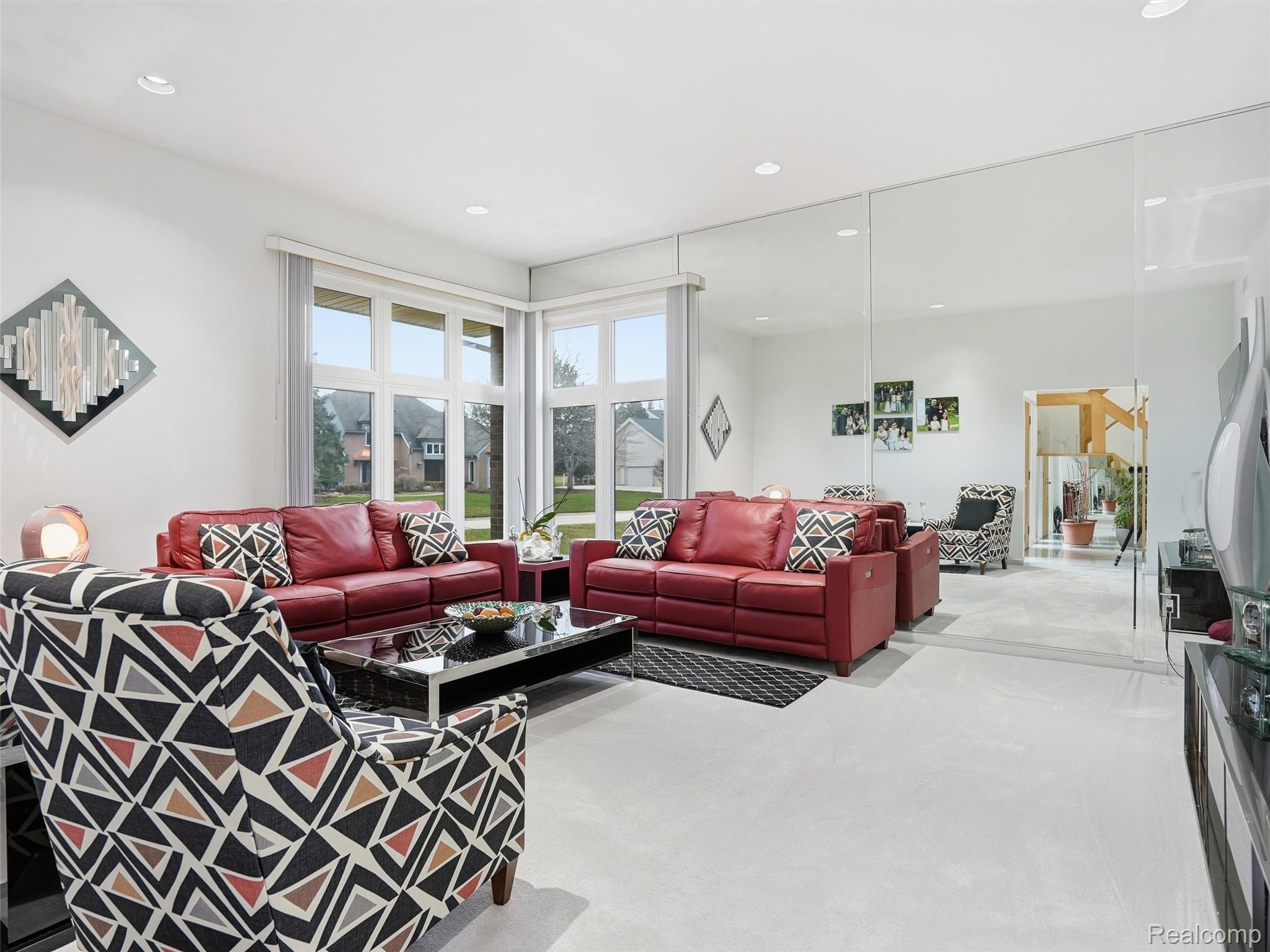 3827 Manchester Court