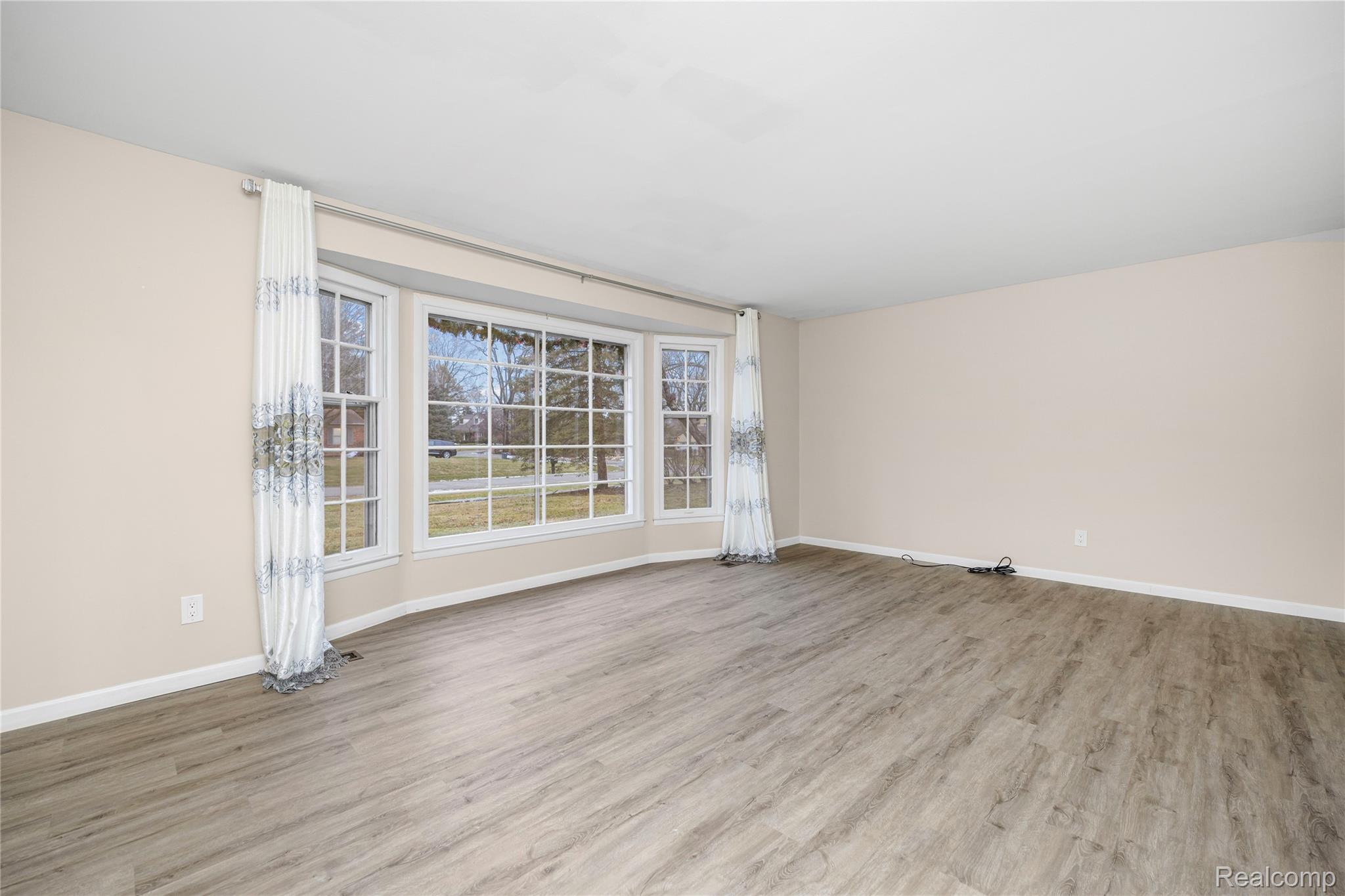 5738 Pebbleshire Road