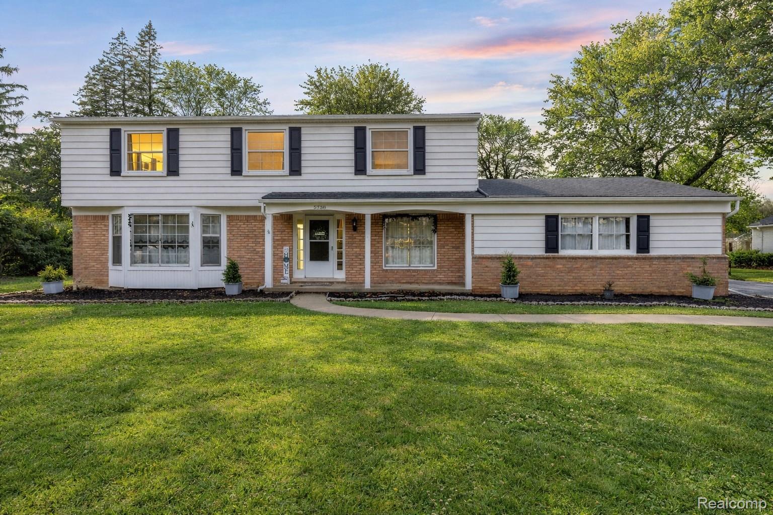 5738 Pebbleshire Road