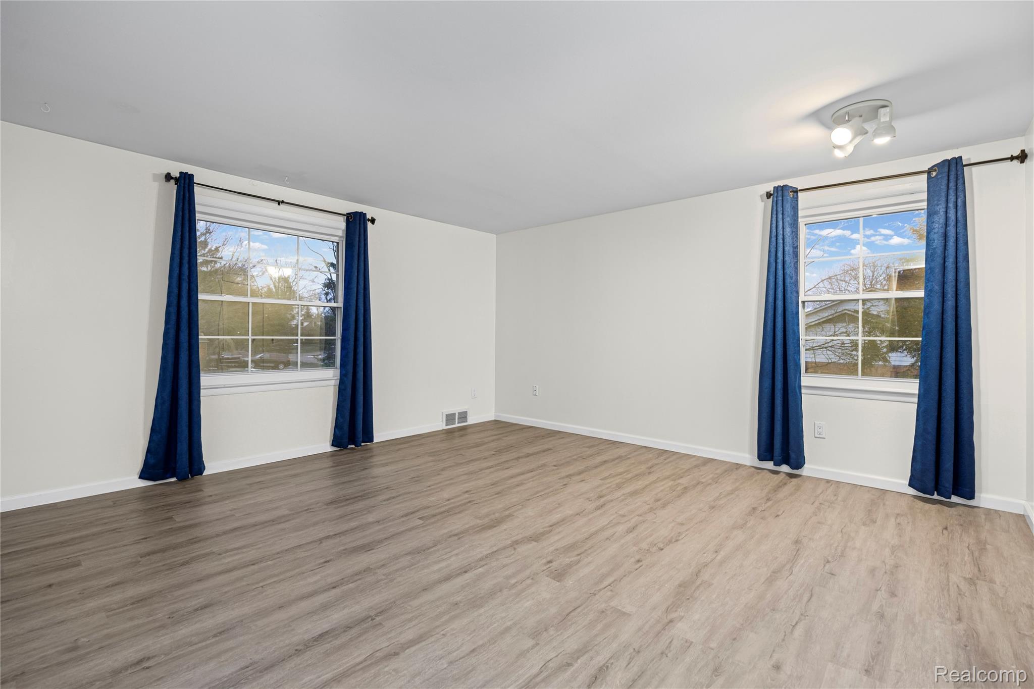 5738 Pebbleshire Road