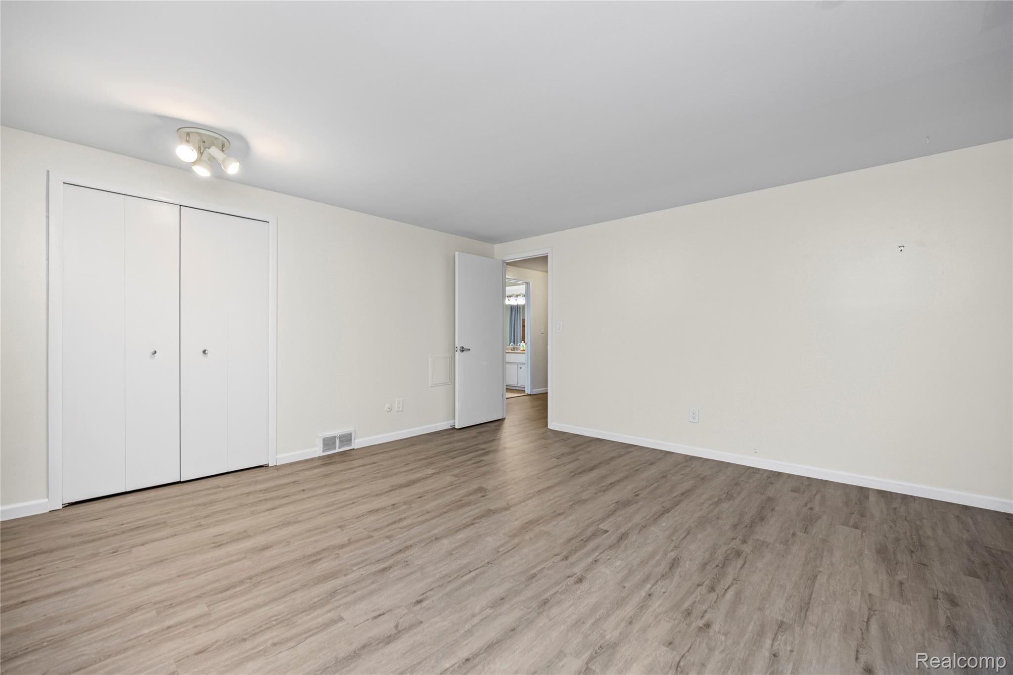 5738 Pebbleshire Road