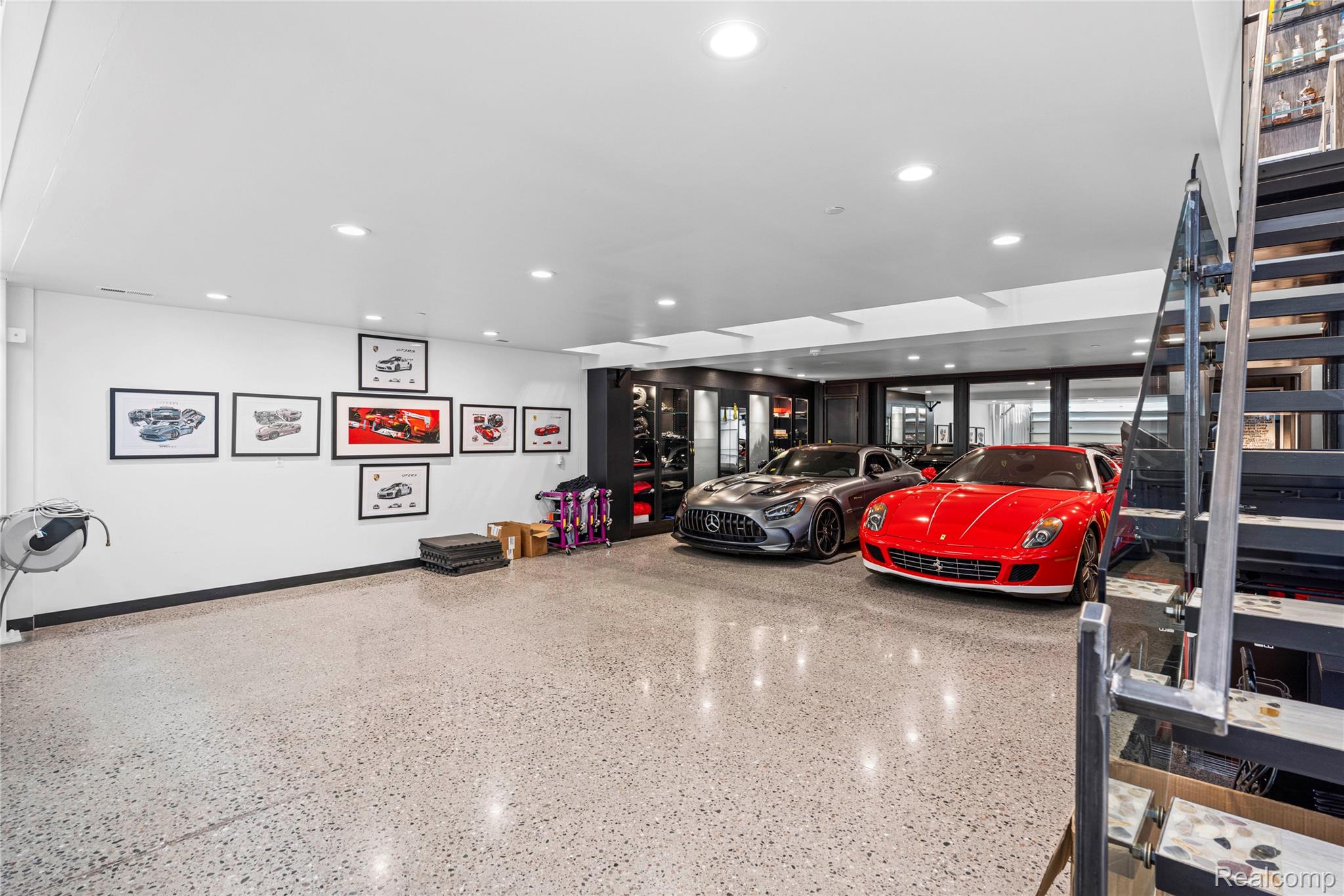 135 Speed Way