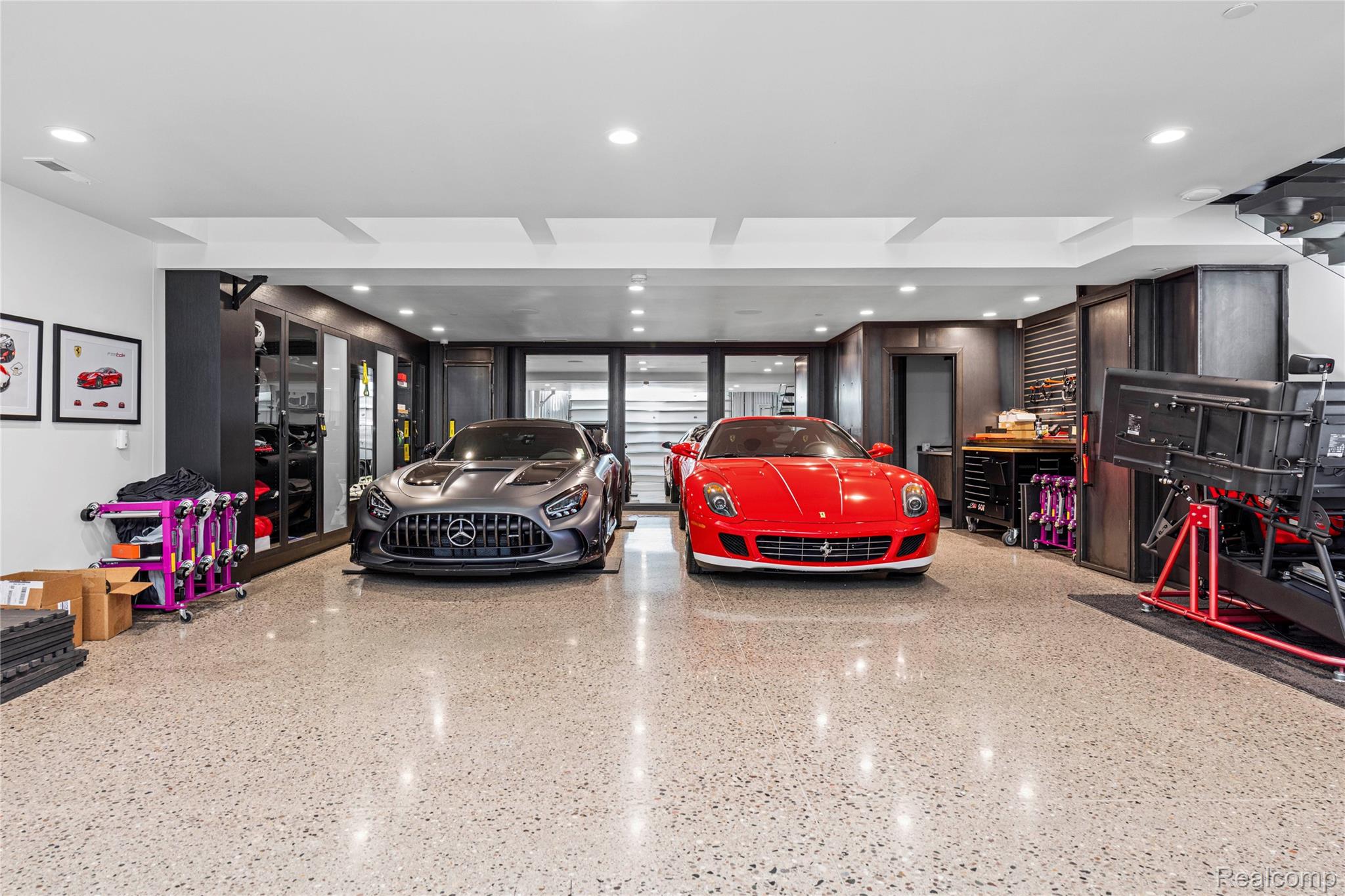 135 Speed Way