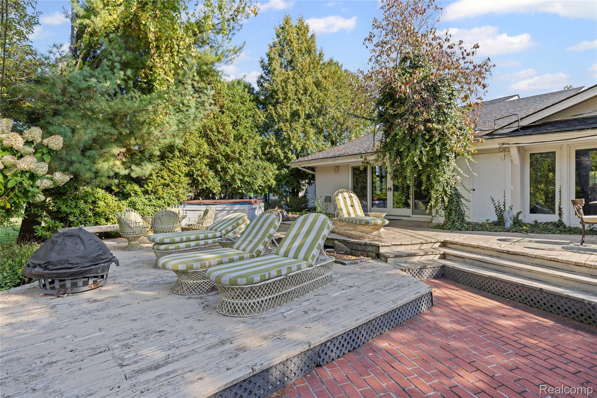 2372 Pine Lake Road