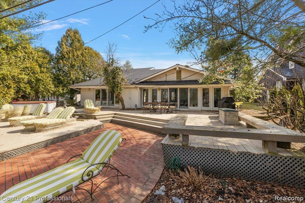 2372 Pine Lake Road