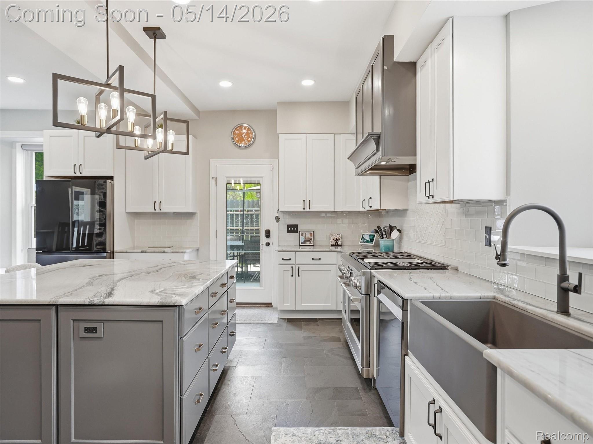 7475 Pinehurst Circle