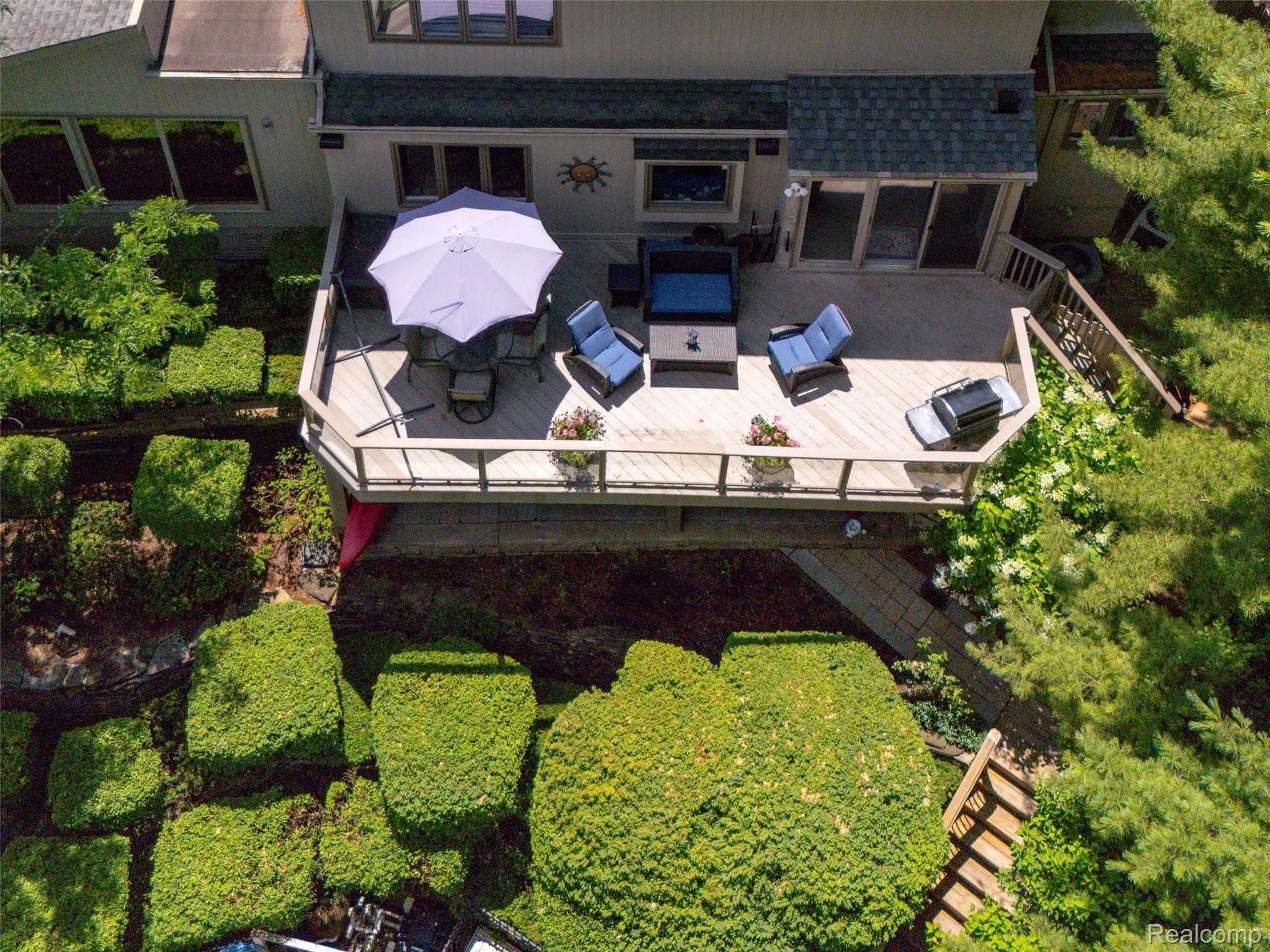 4695 Maura Lane