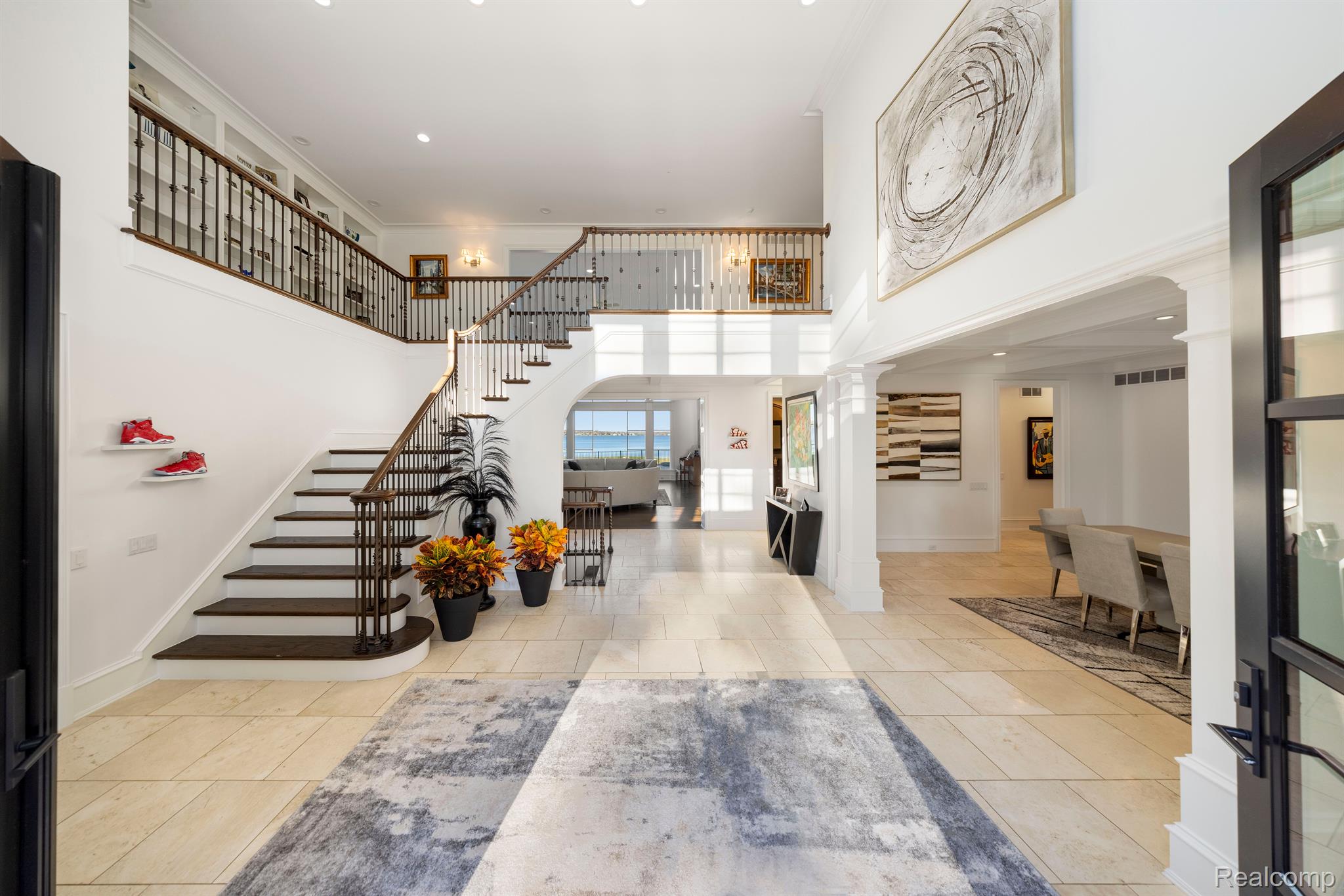 4326 COMMERCE Road