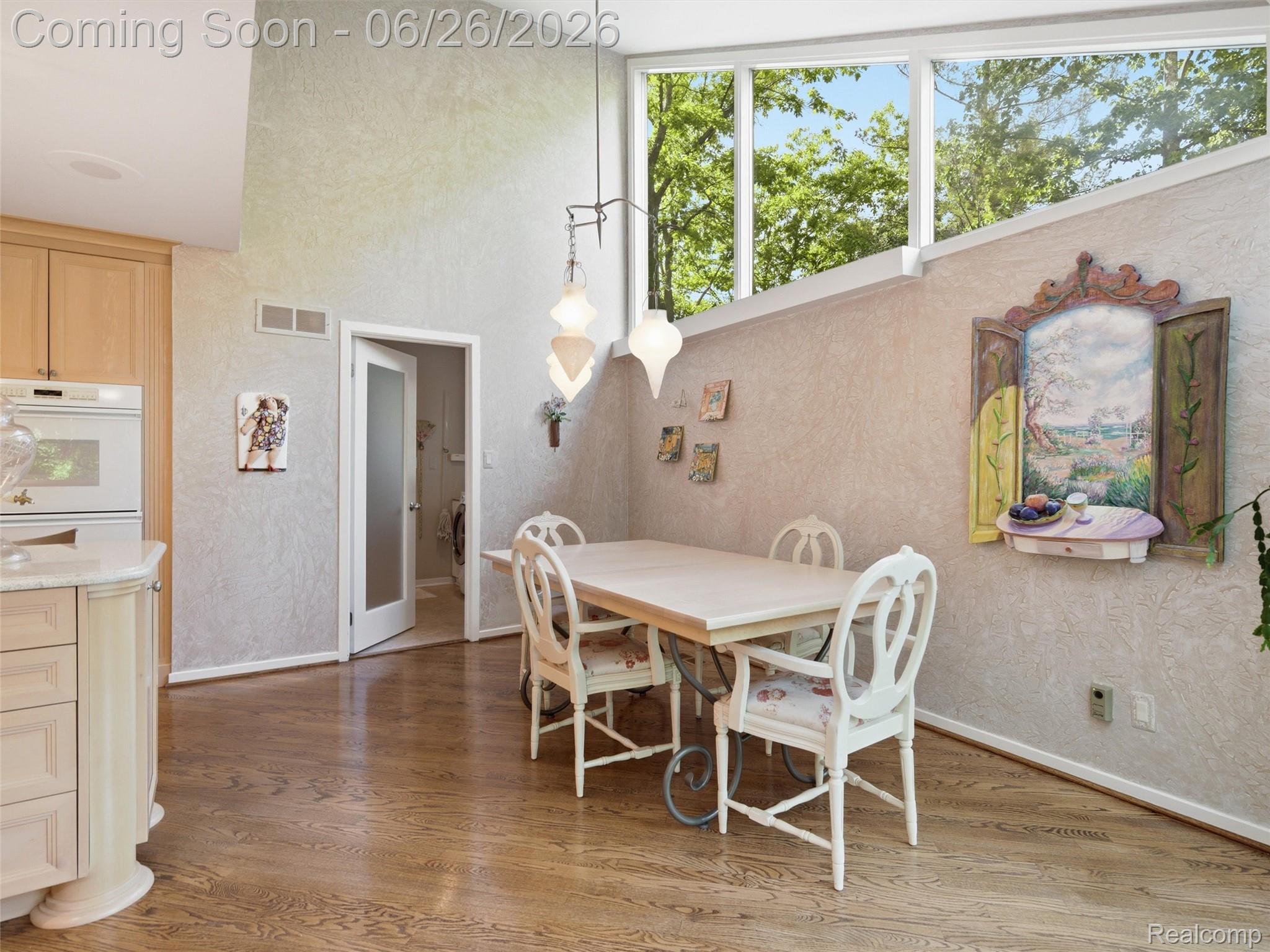 4751 Rolling Ridge Road