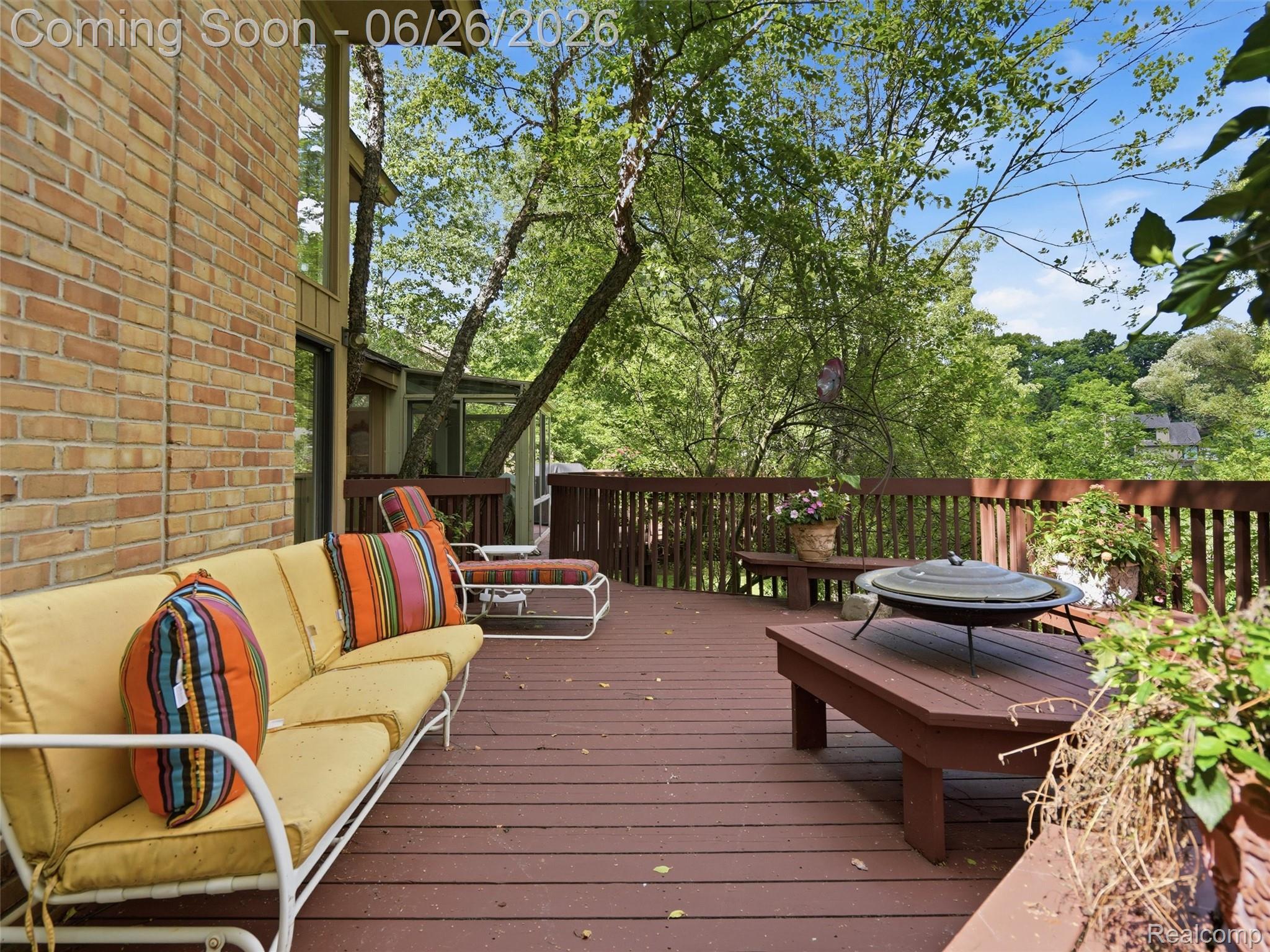 4751 Rolling Ridge Road