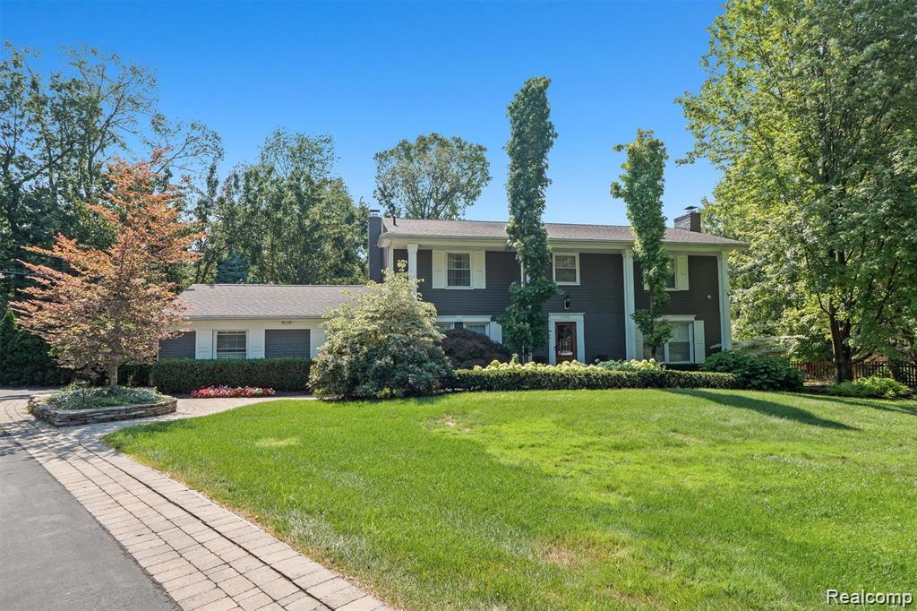 5365 Van Ness Court