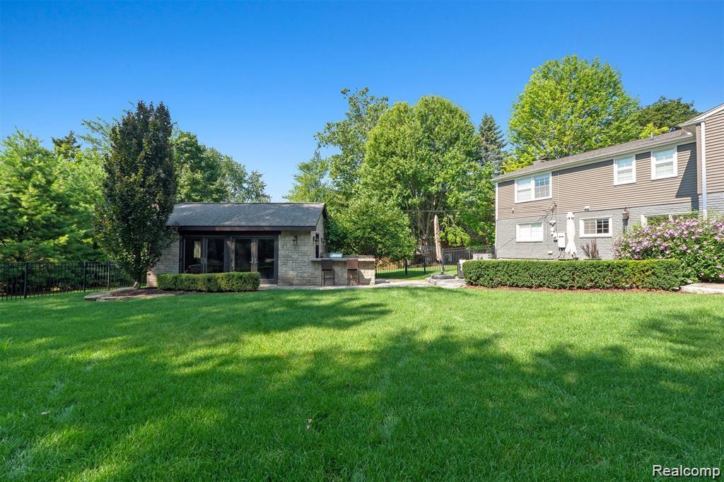 5365 Van Ness Court