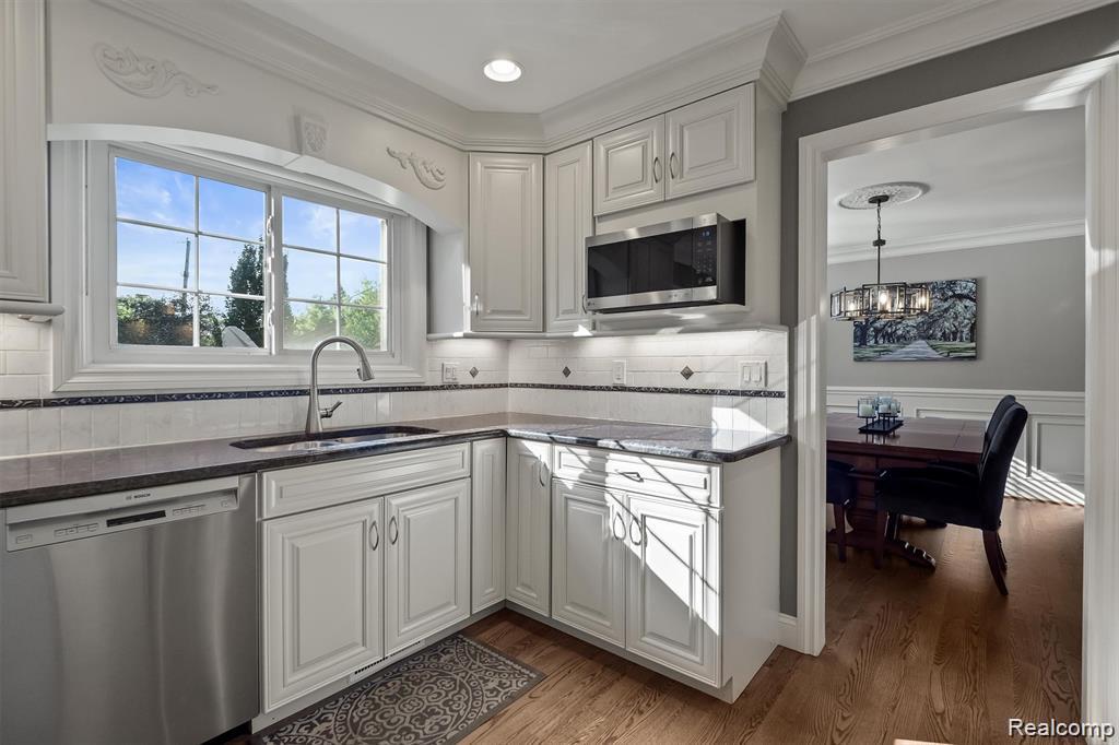 5365 Van Ness Court