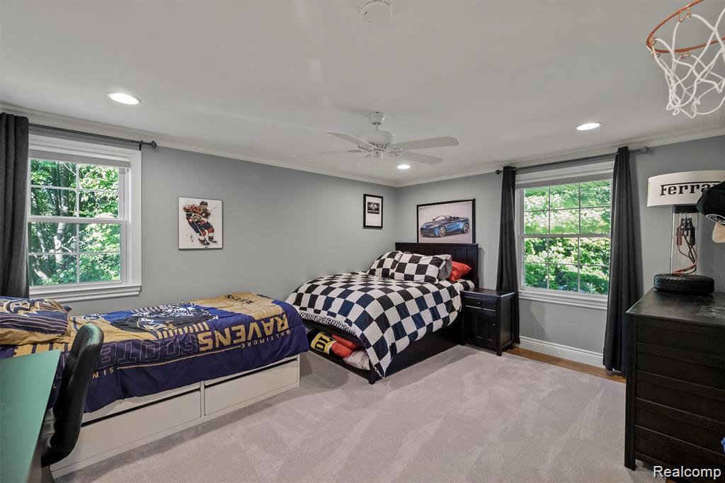5365 Van Ness Court