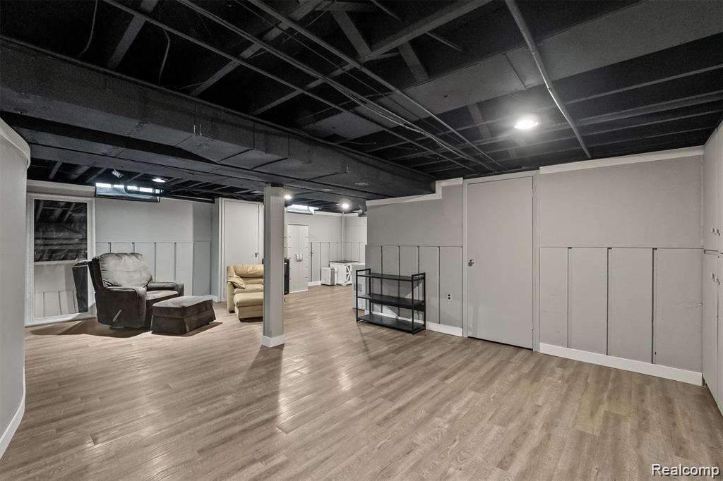 5365 Van Ness Court