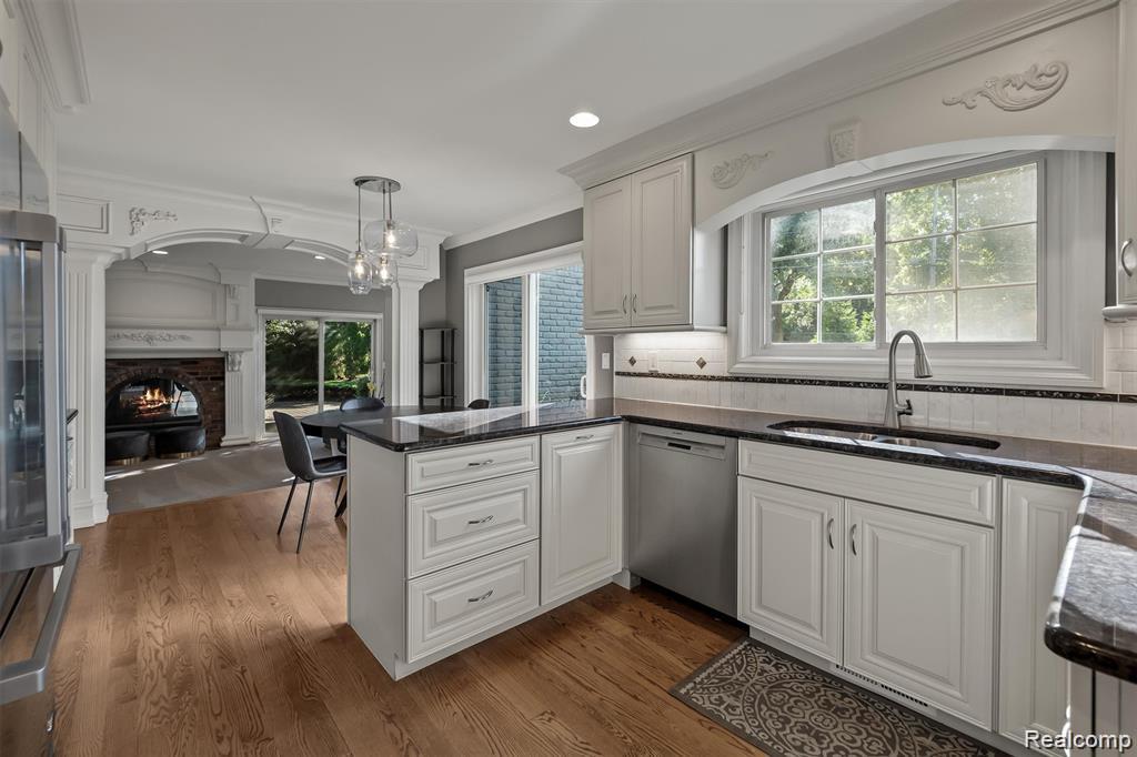 5365 Van Ness Court
