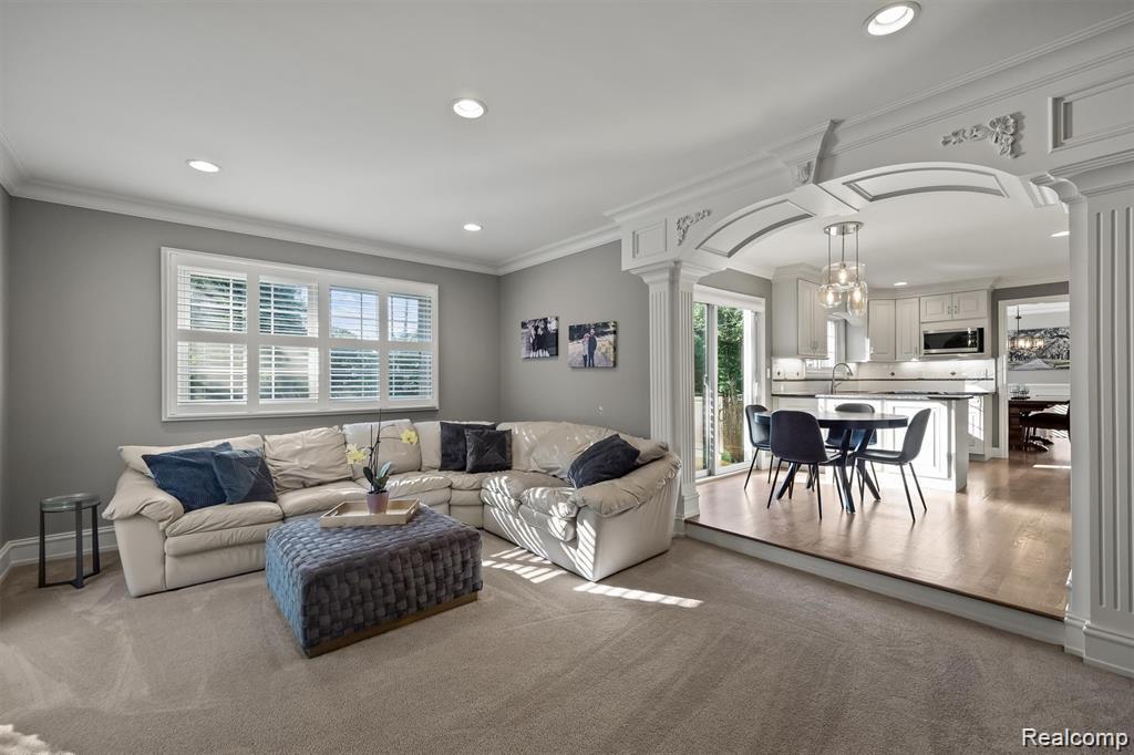 5365 Van Ness Court
