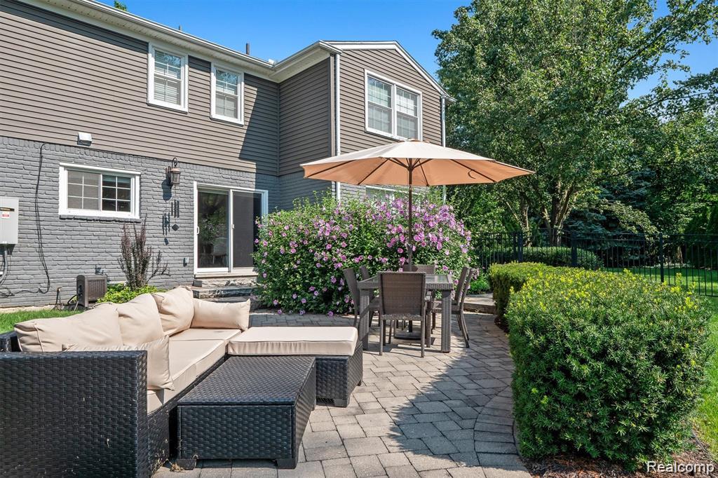 5365 Van Ness Court