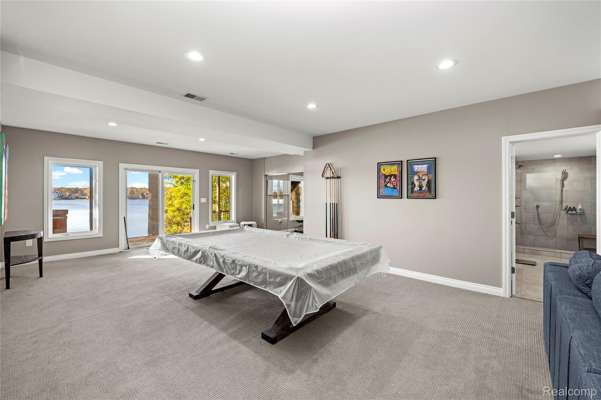 3962 Highcrest Drive
