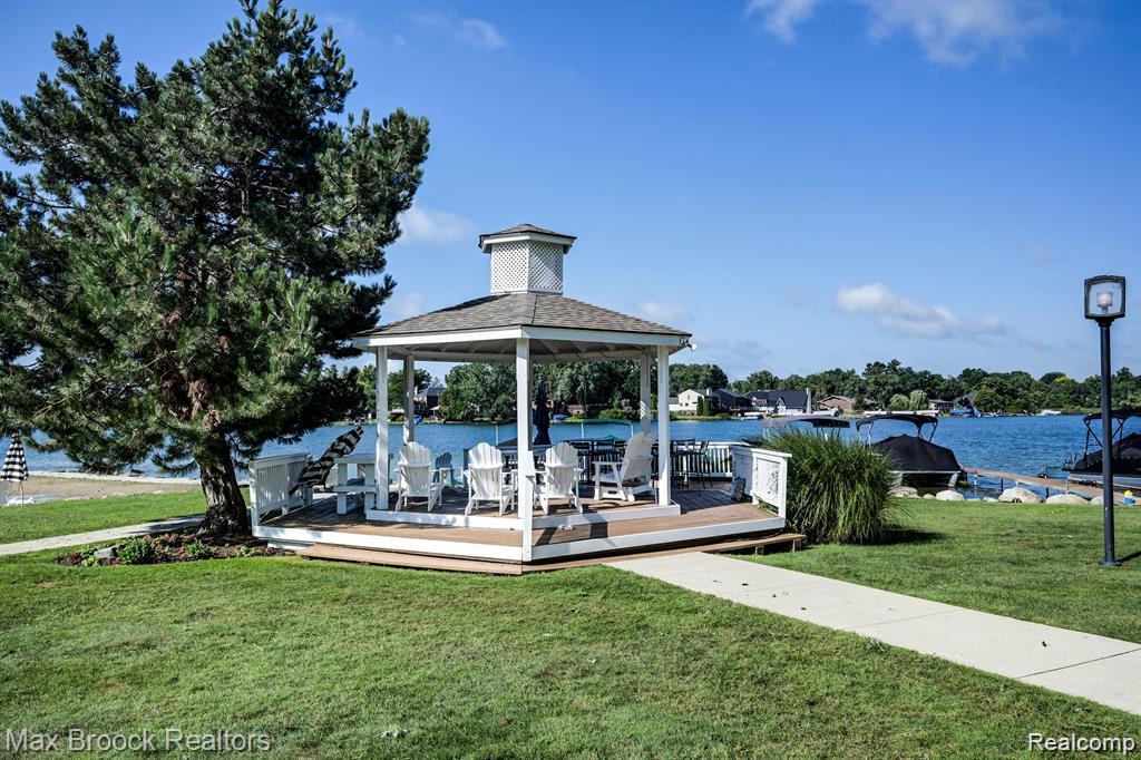 3591 PORT COVE Drive Unit: 55