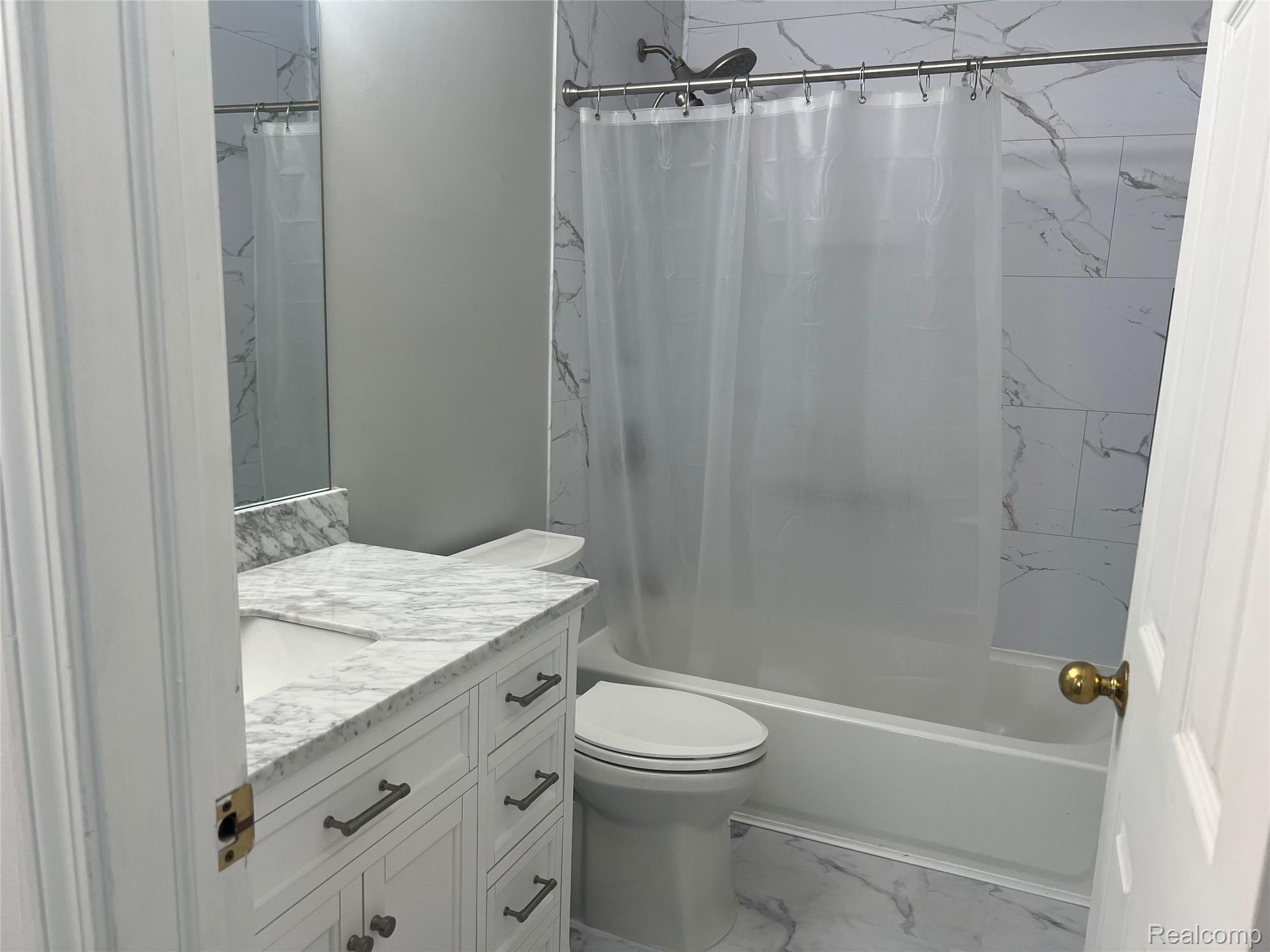 3591 PORT COVE Drive Unit: 55