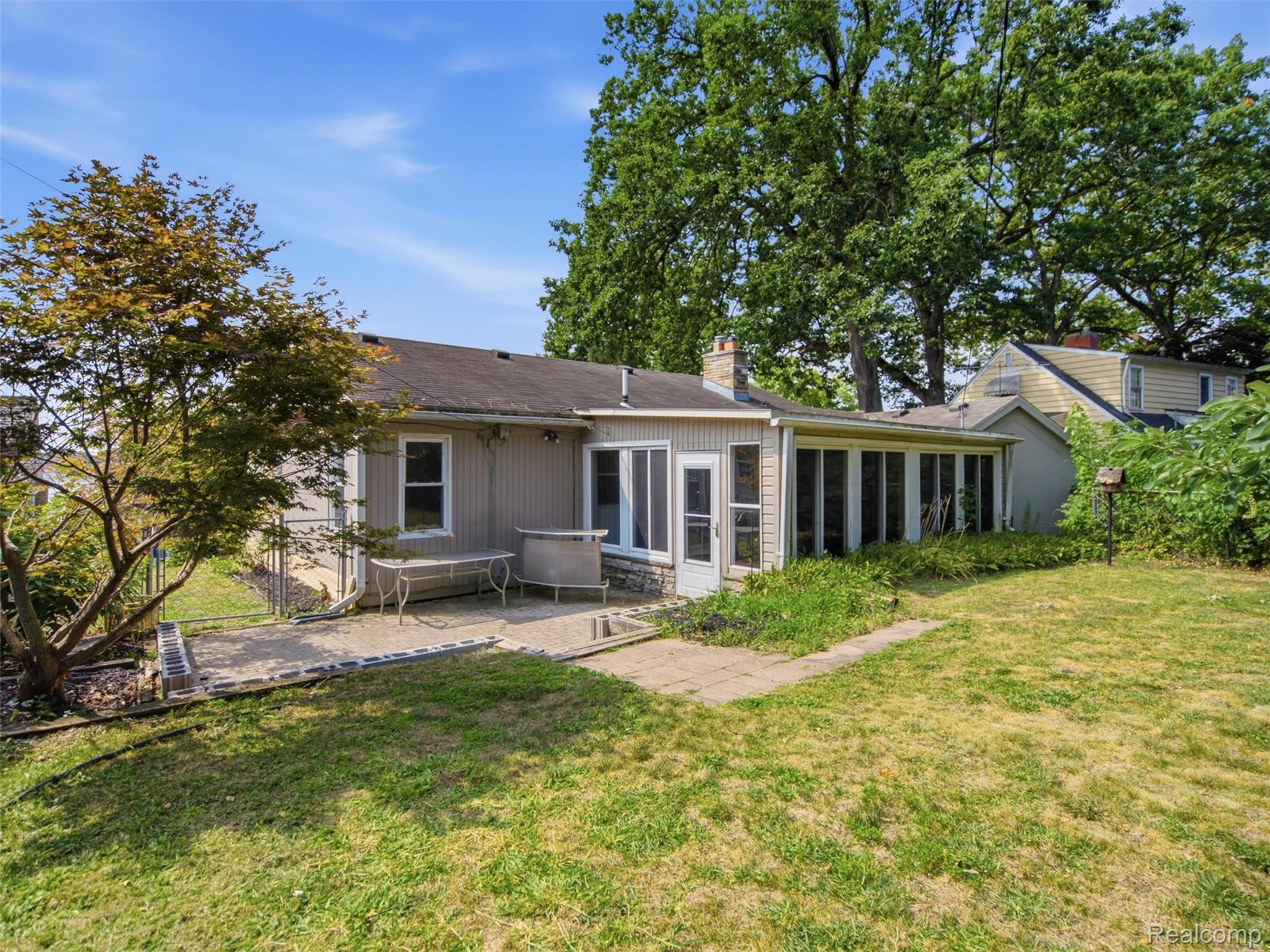 2790 Sylvan Shores Drive