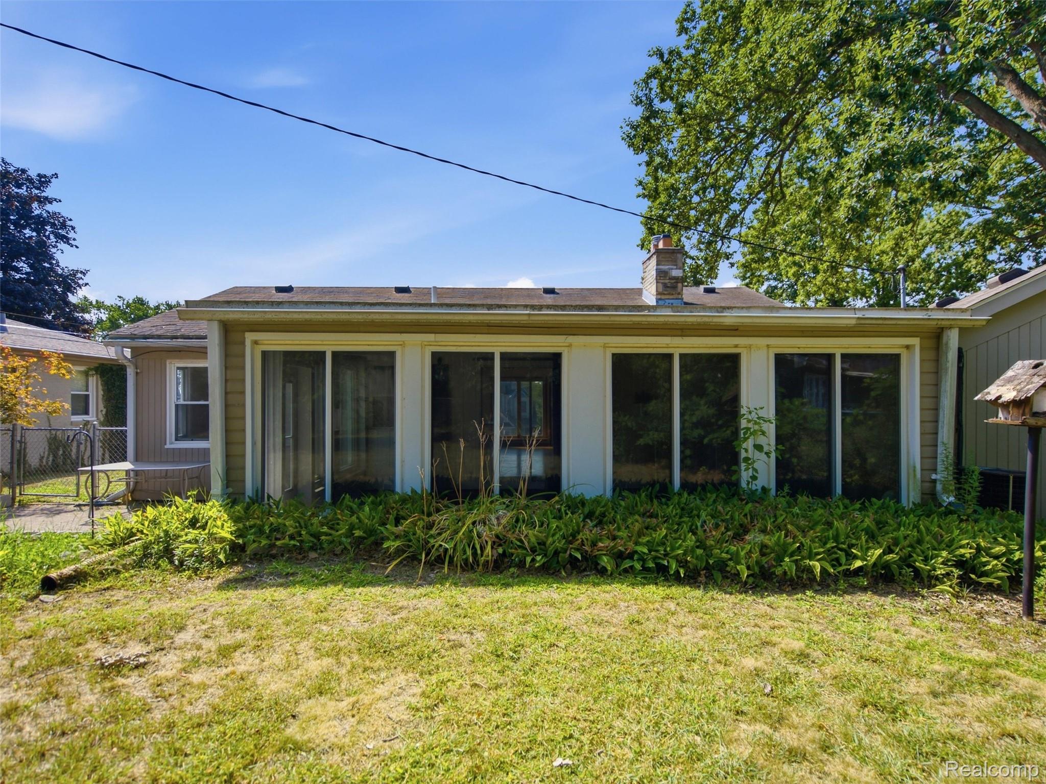 2790 Sylvan Shores Drive