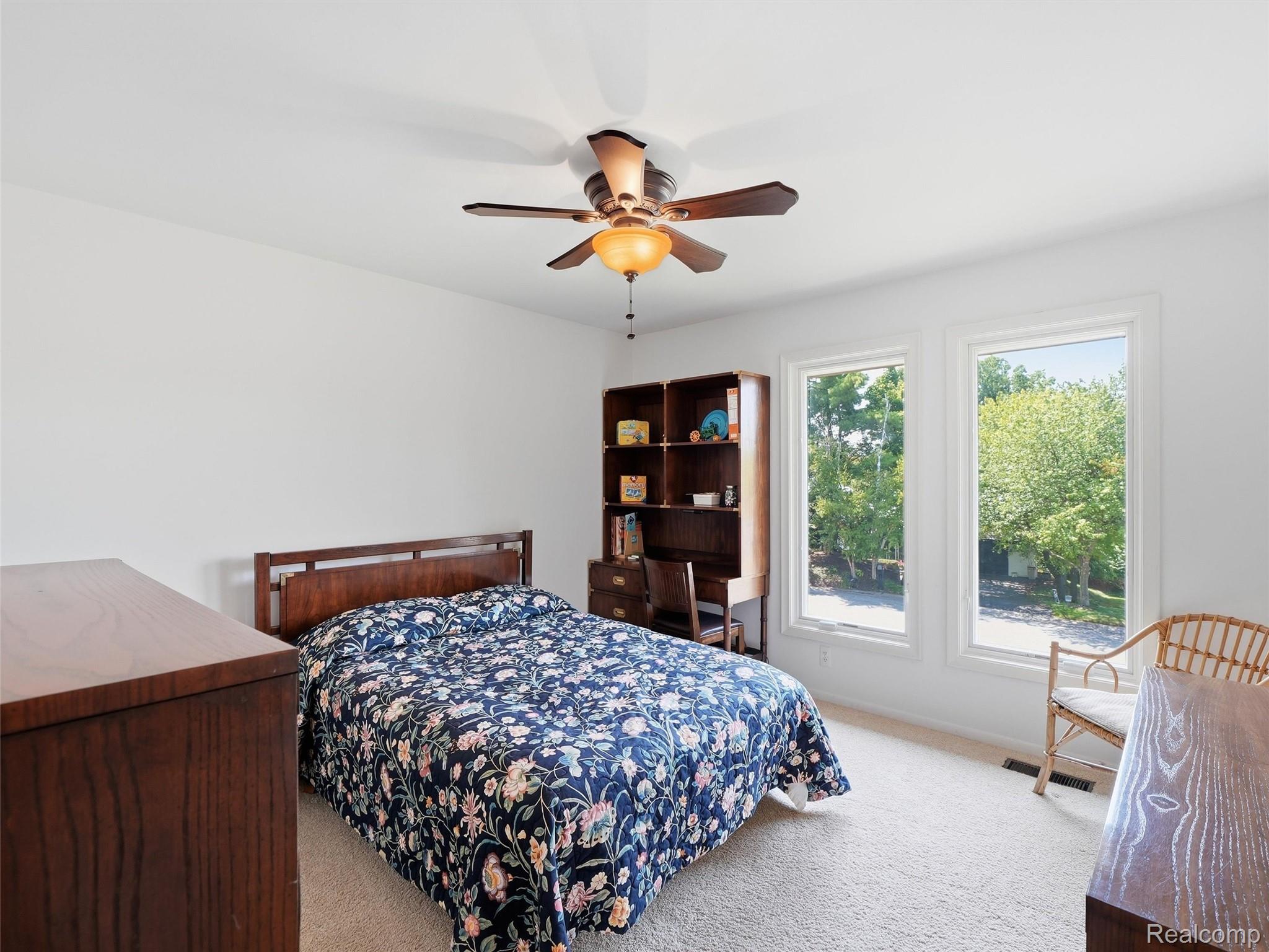 3300 Woodview Lake Road