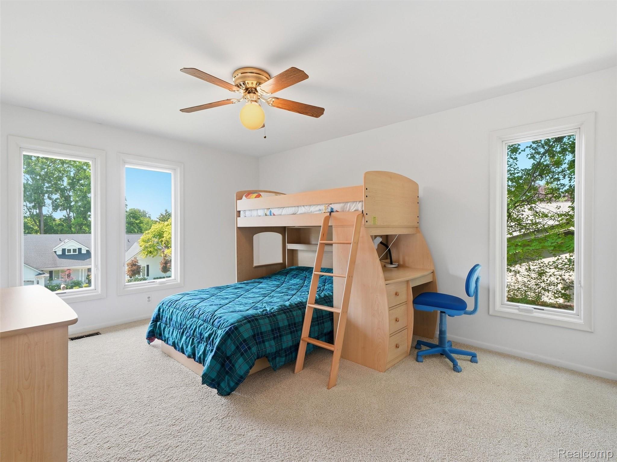 3300 Woodview Lake Road
