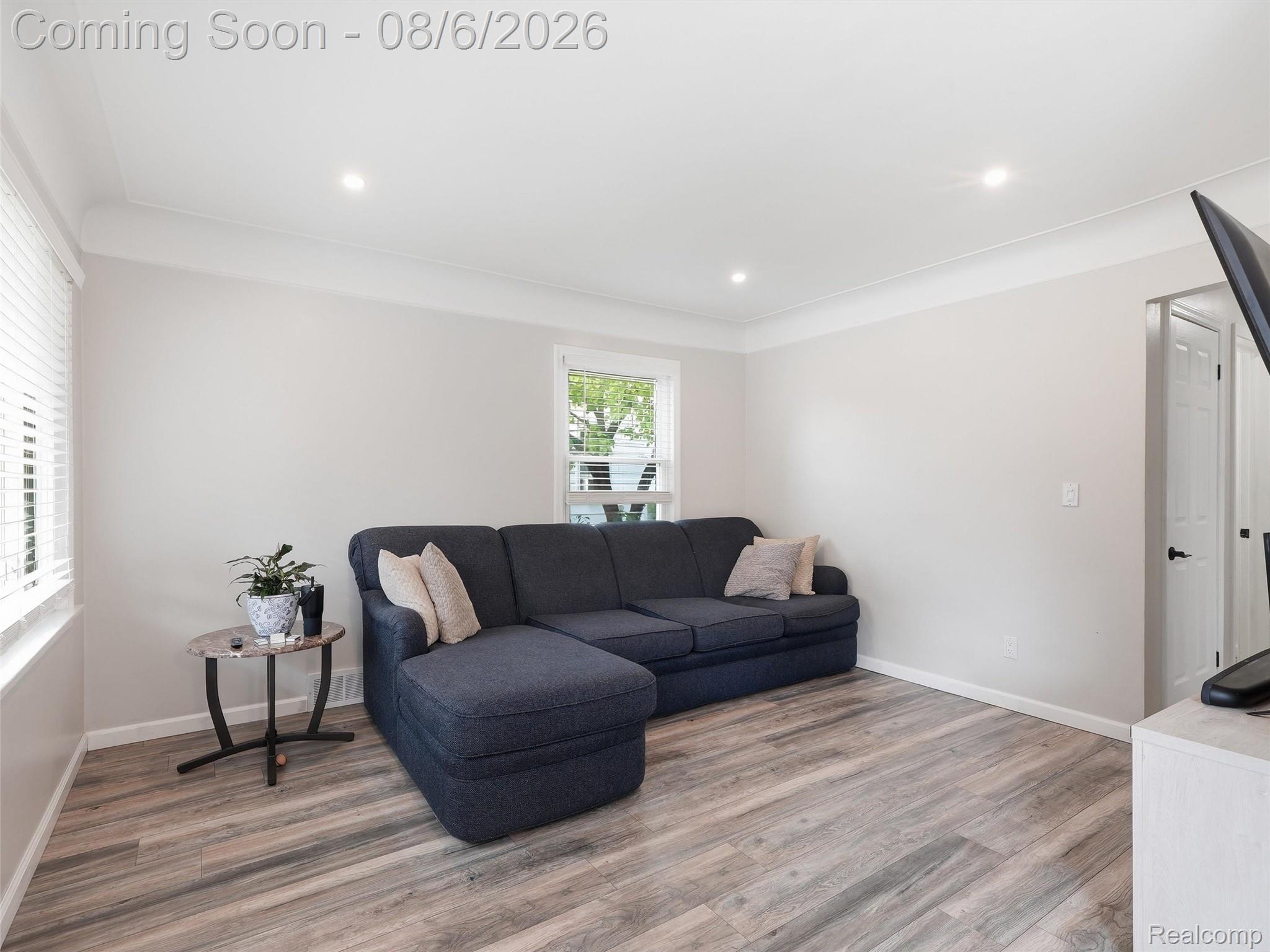 1209 Wyandotte Avenue