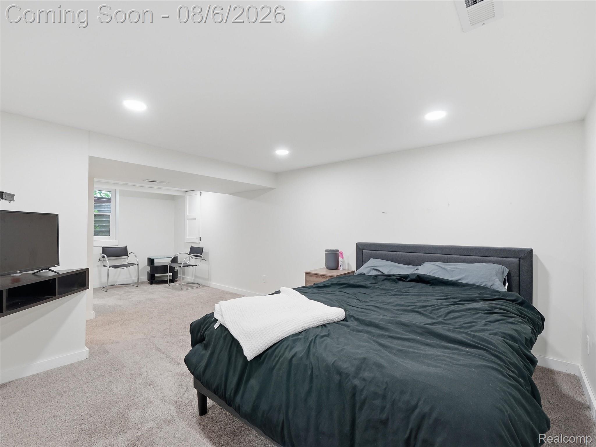 1209 Wyandotte Avenue