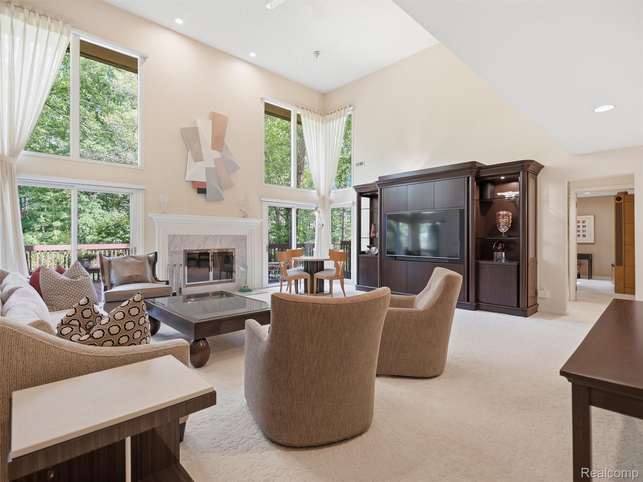4751 Rolling Ridge Road
