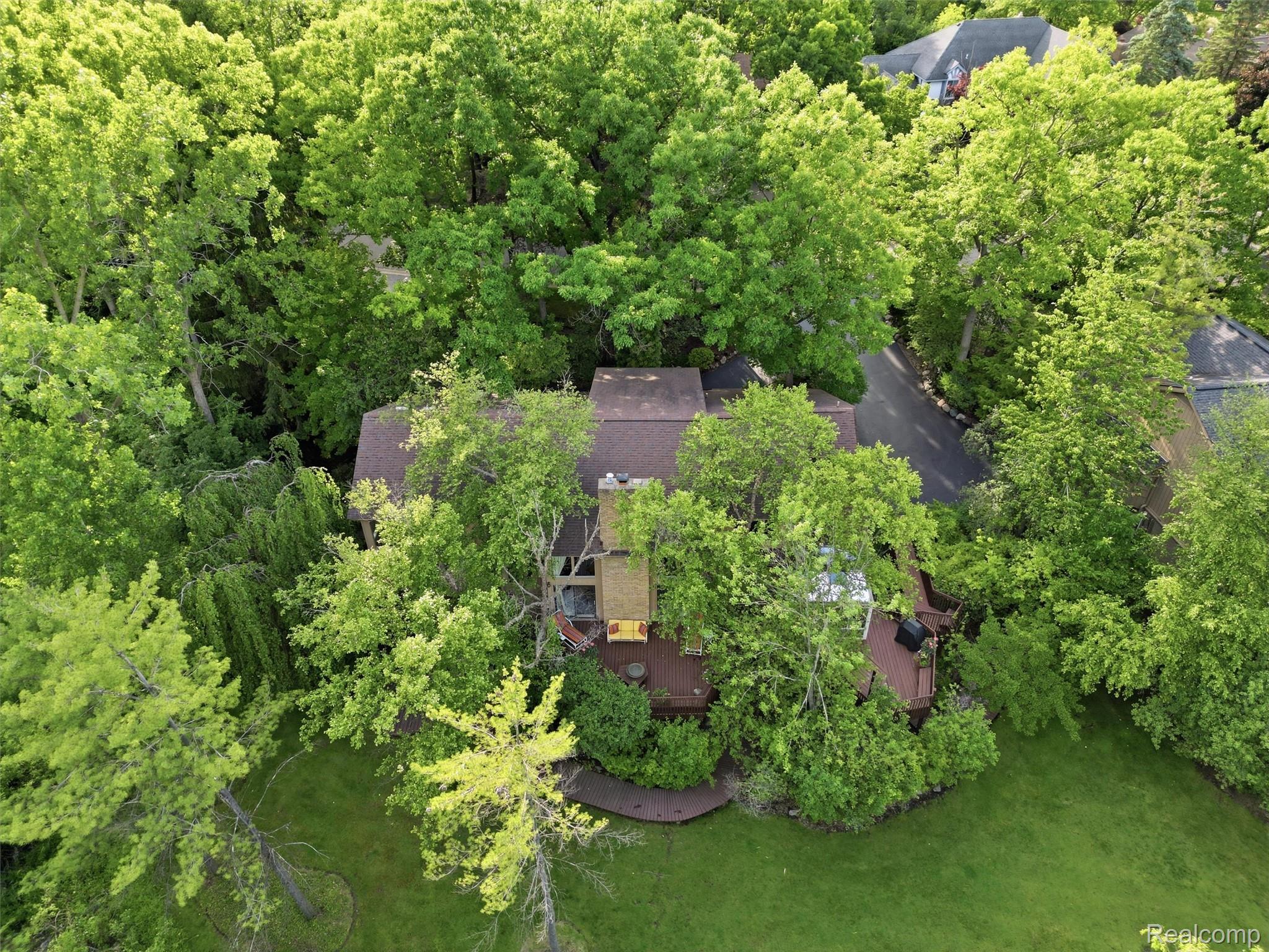 4751 Rolling Ridge Road