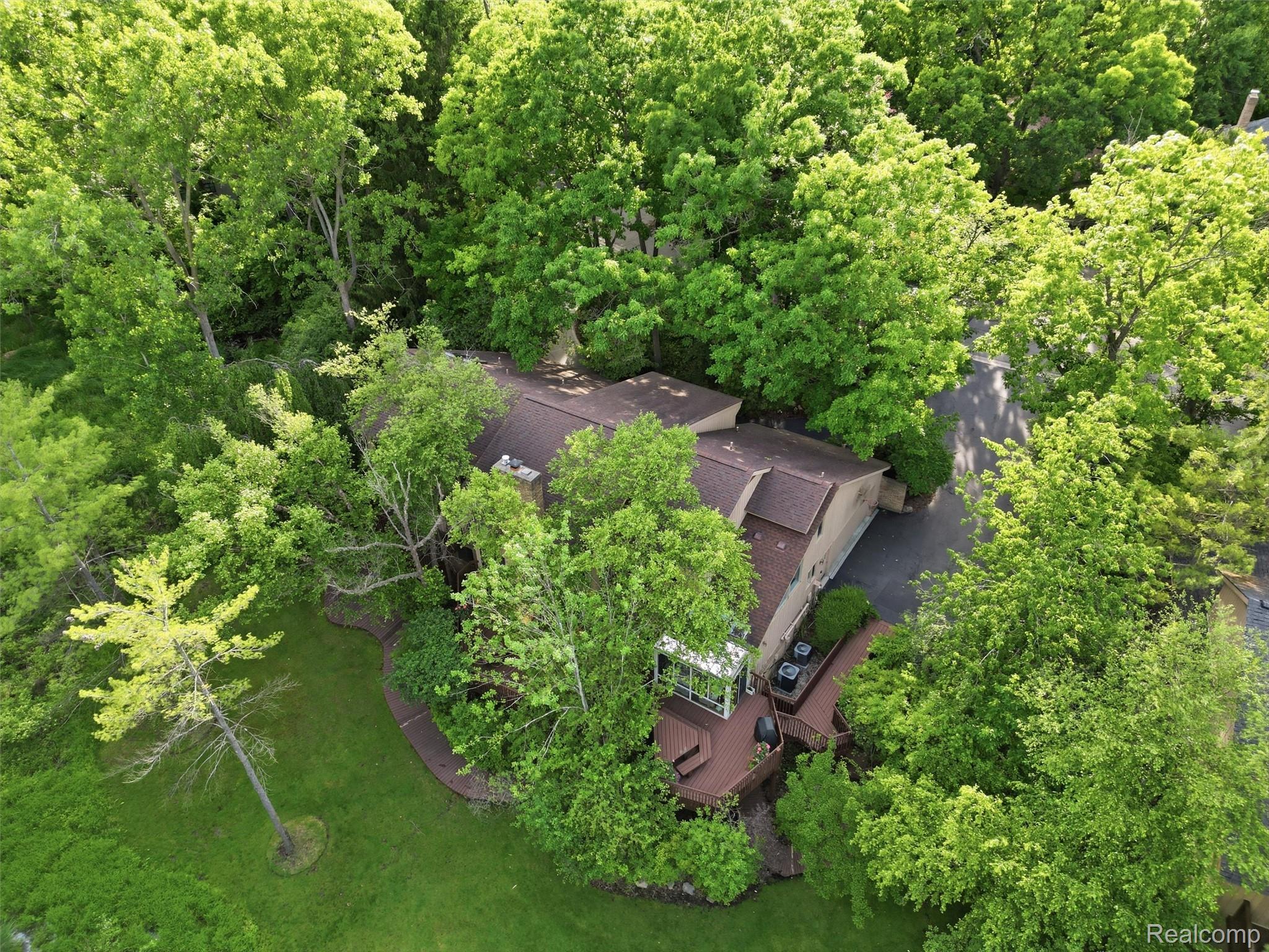 4751 Rolling Ridge Road