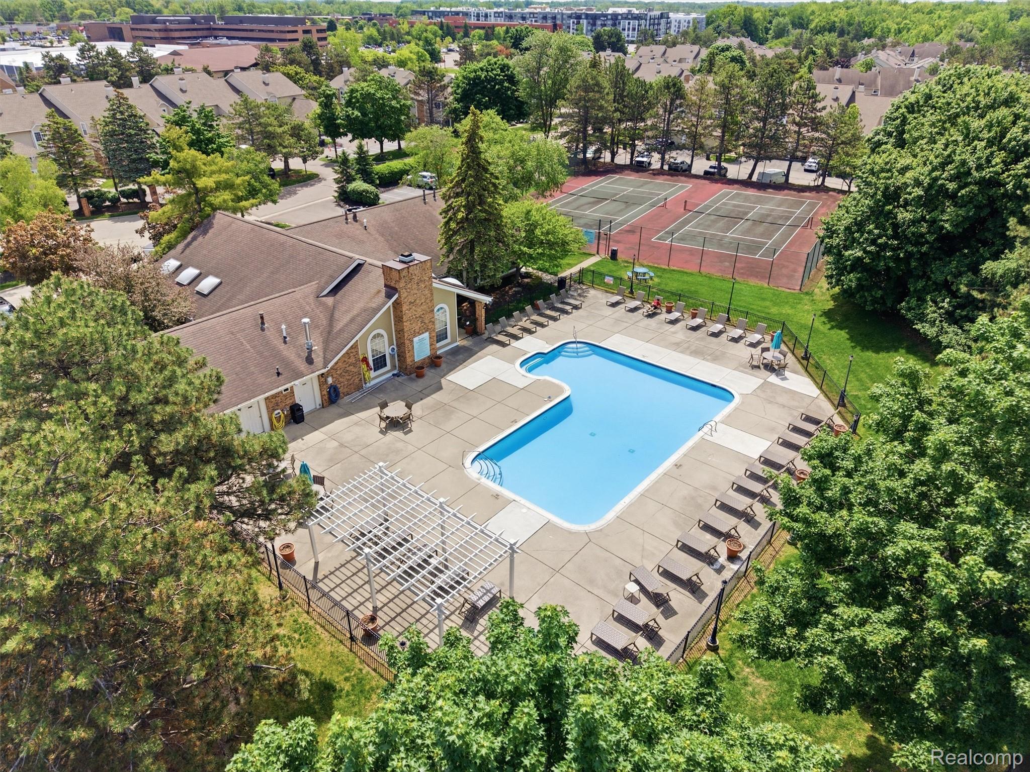 6605 Firestone Court