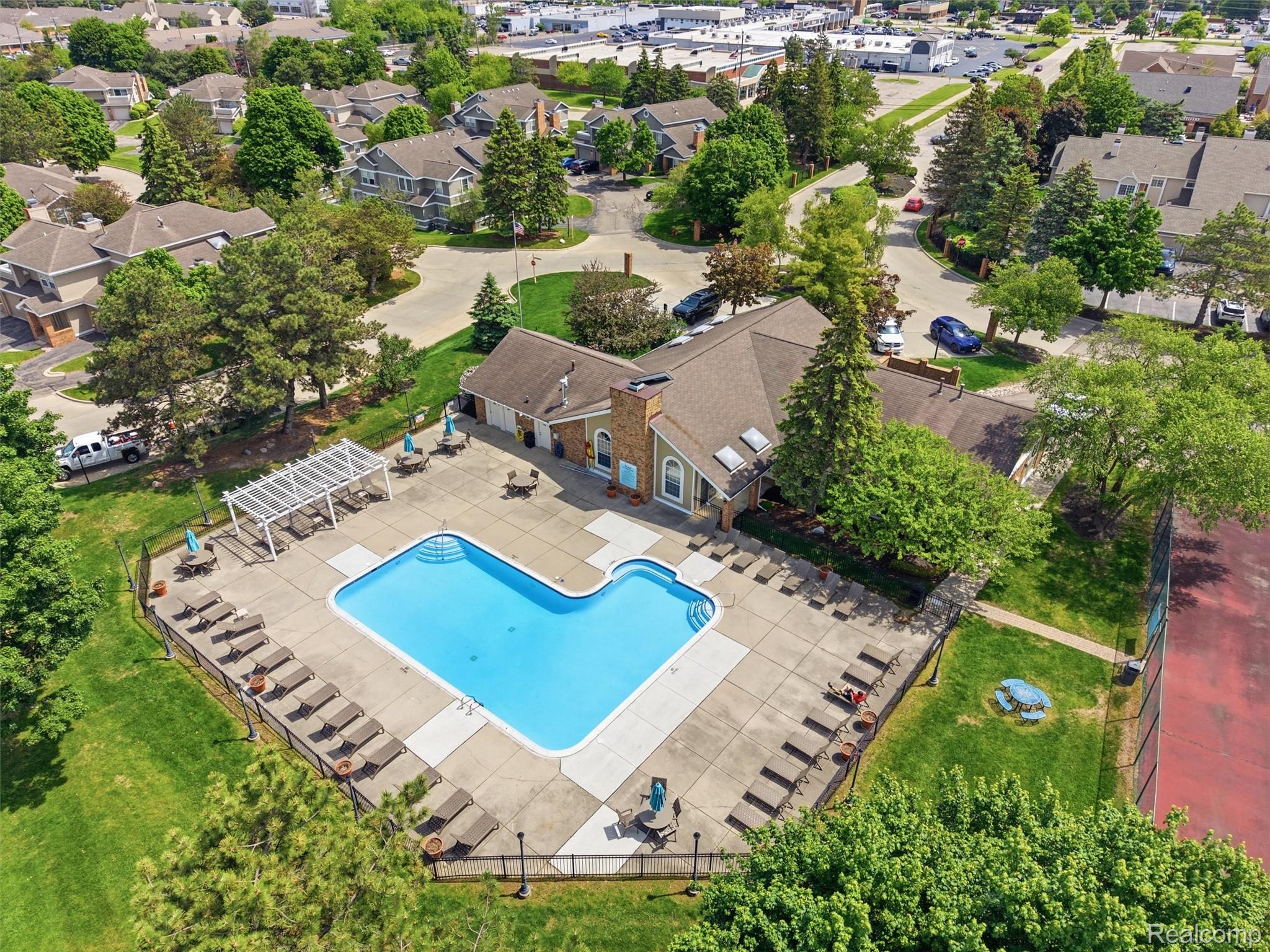 6605 Firestone Court