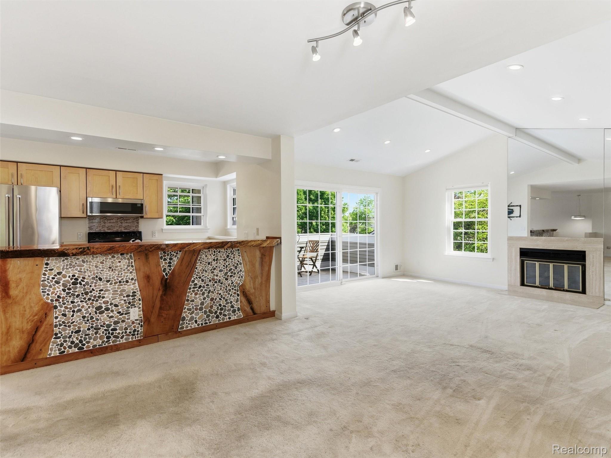 6605 Firestone Court