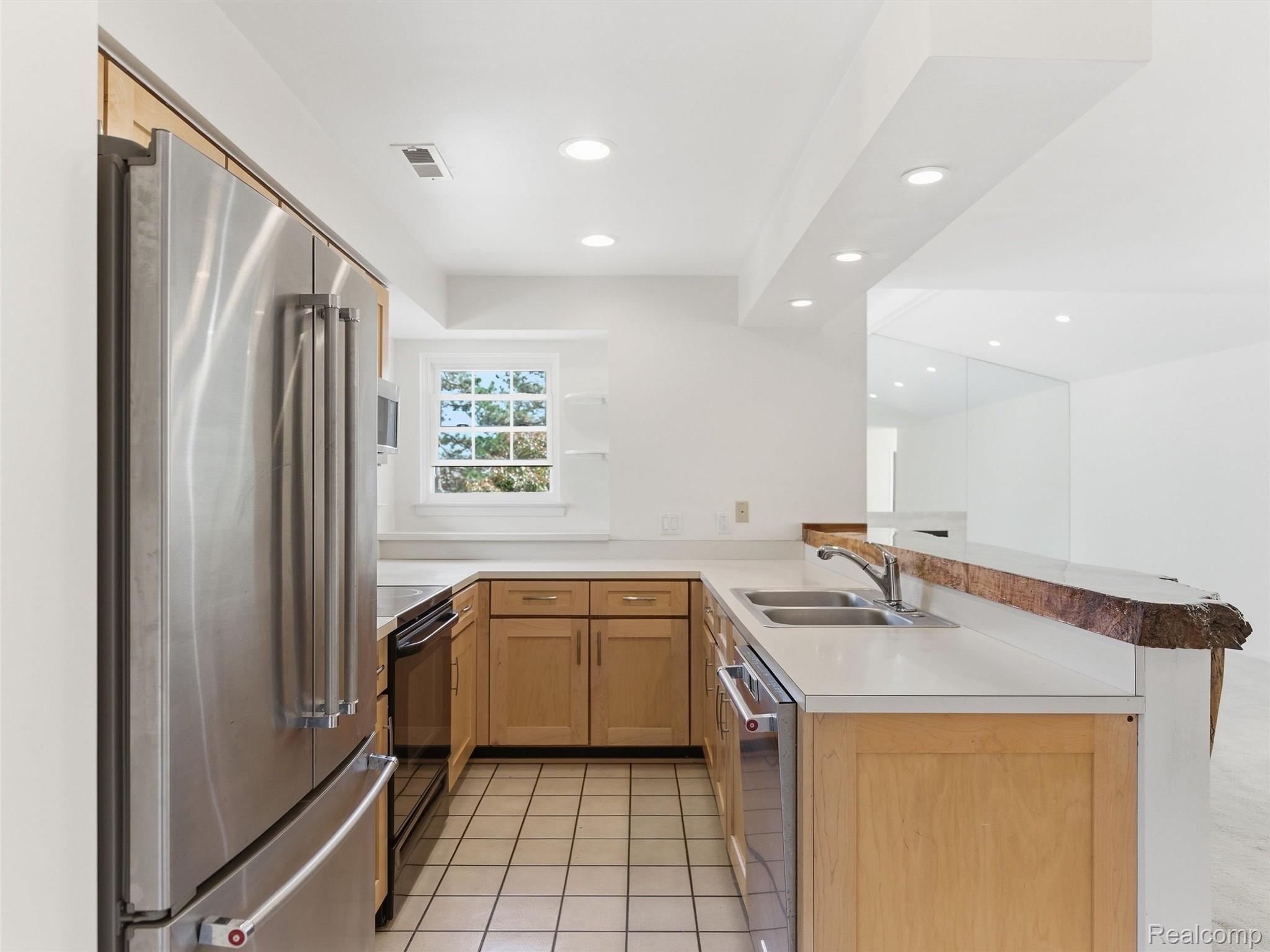 6605 Firestone Court
