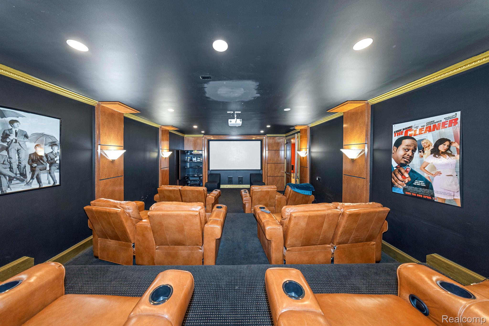 4326 COMMERCE Road