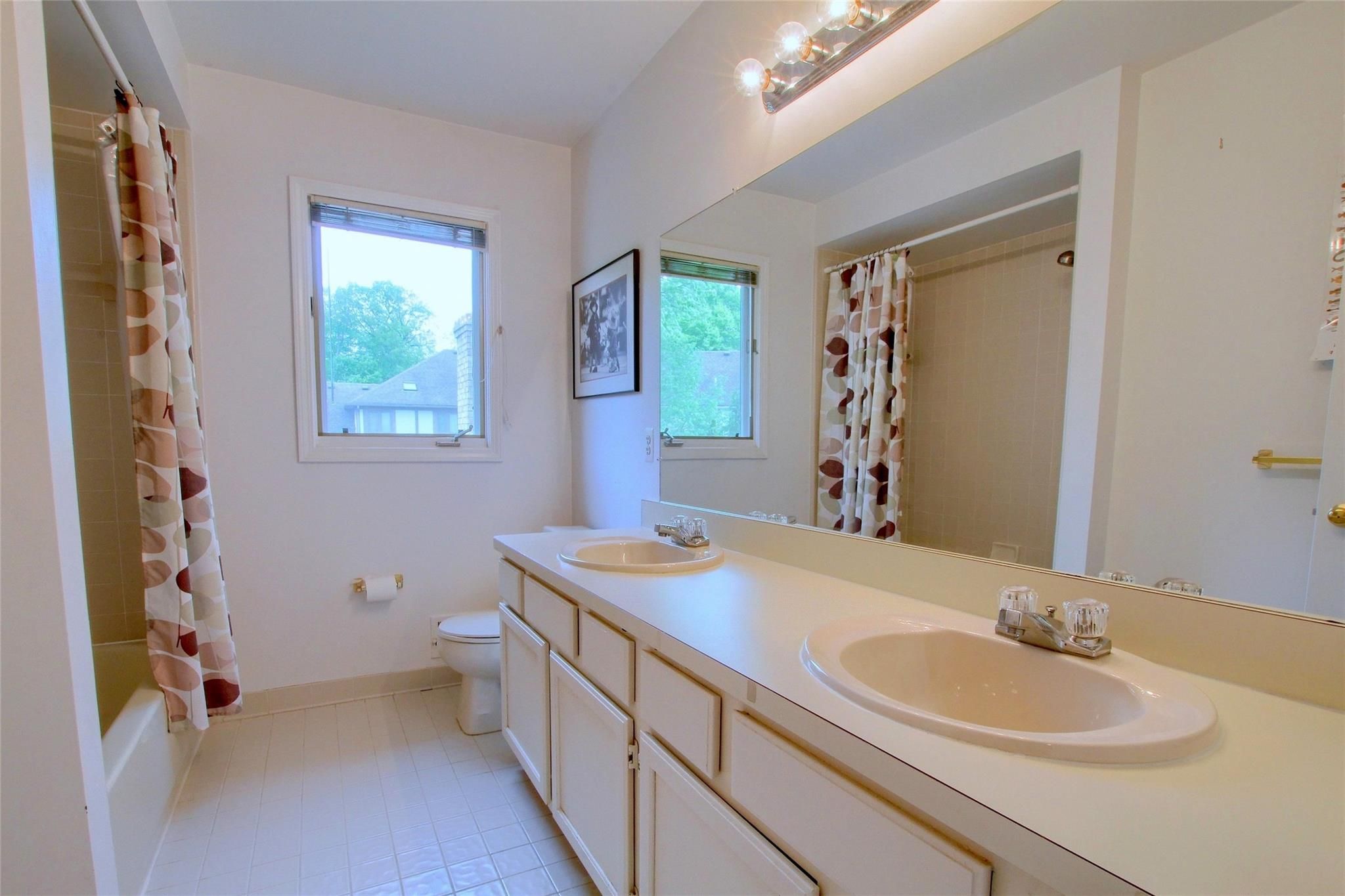 37650 GLENGROVE Drive