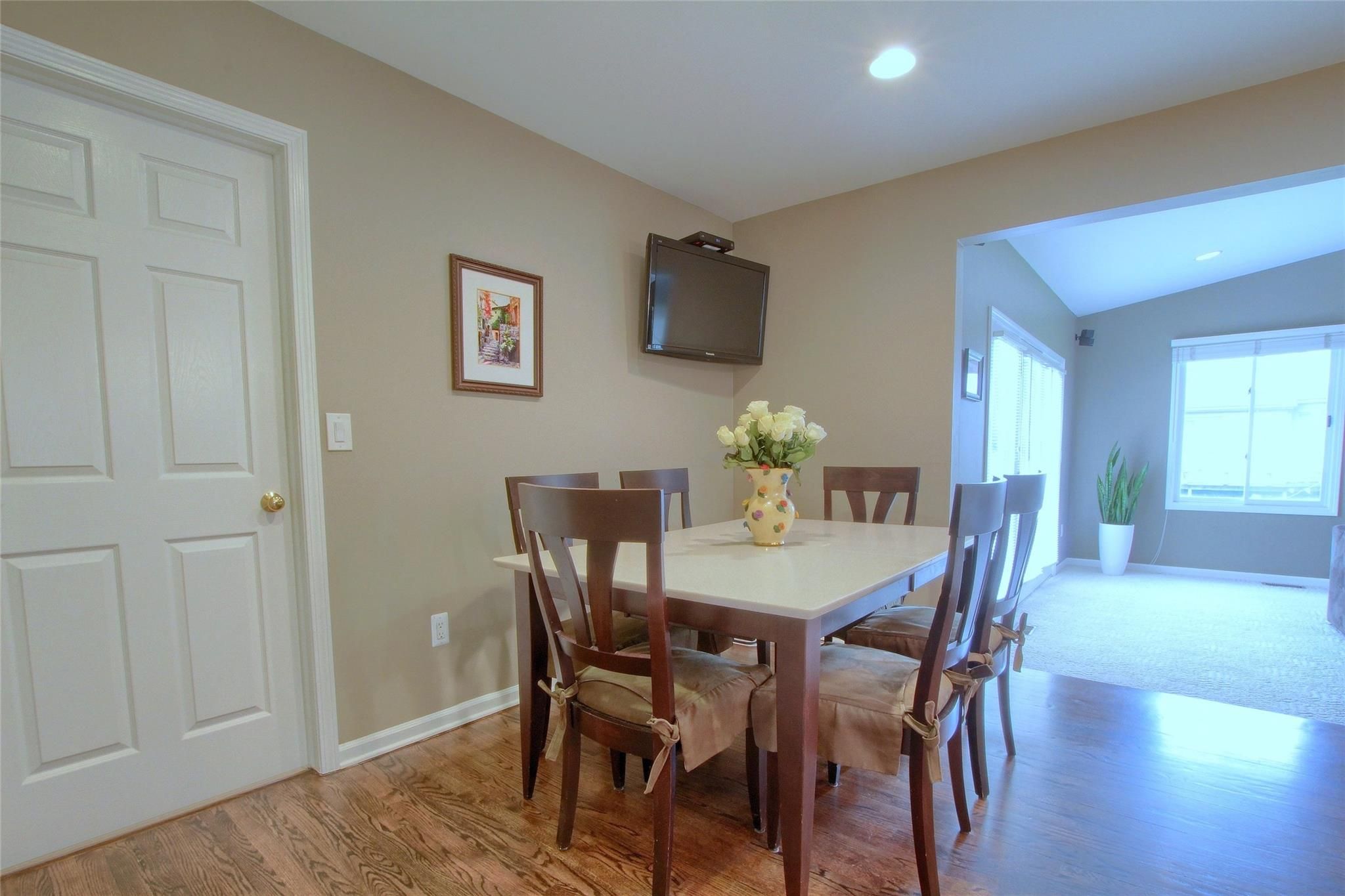 37650 GLENGROVE Drive