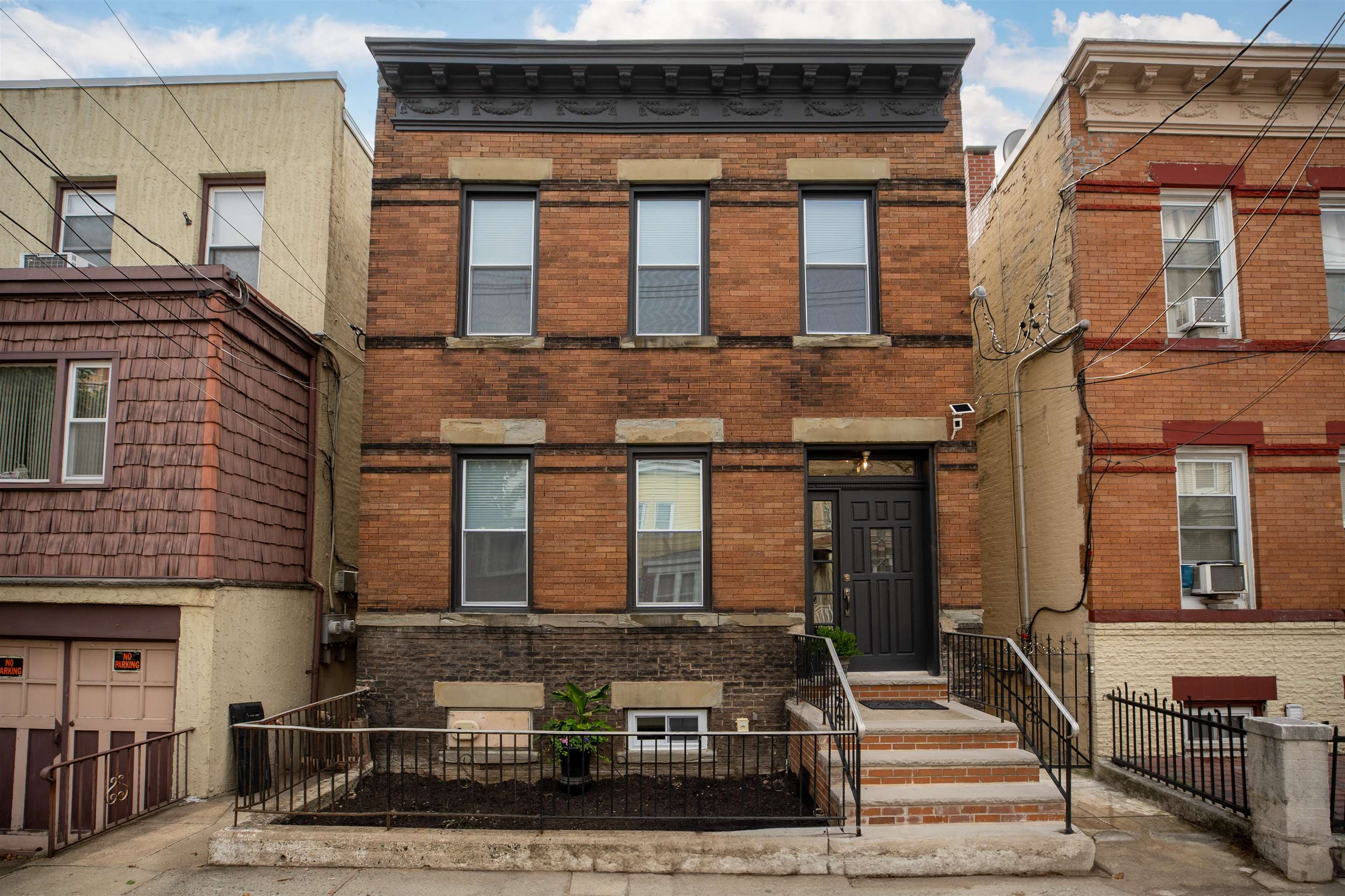 6116 TYLER PL Unit: 1