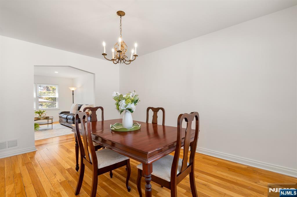 589 Beverly Road