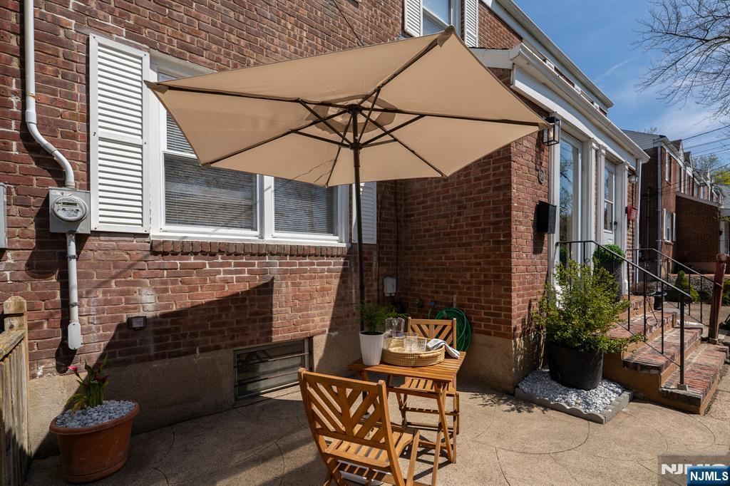 589 Beverly Road
