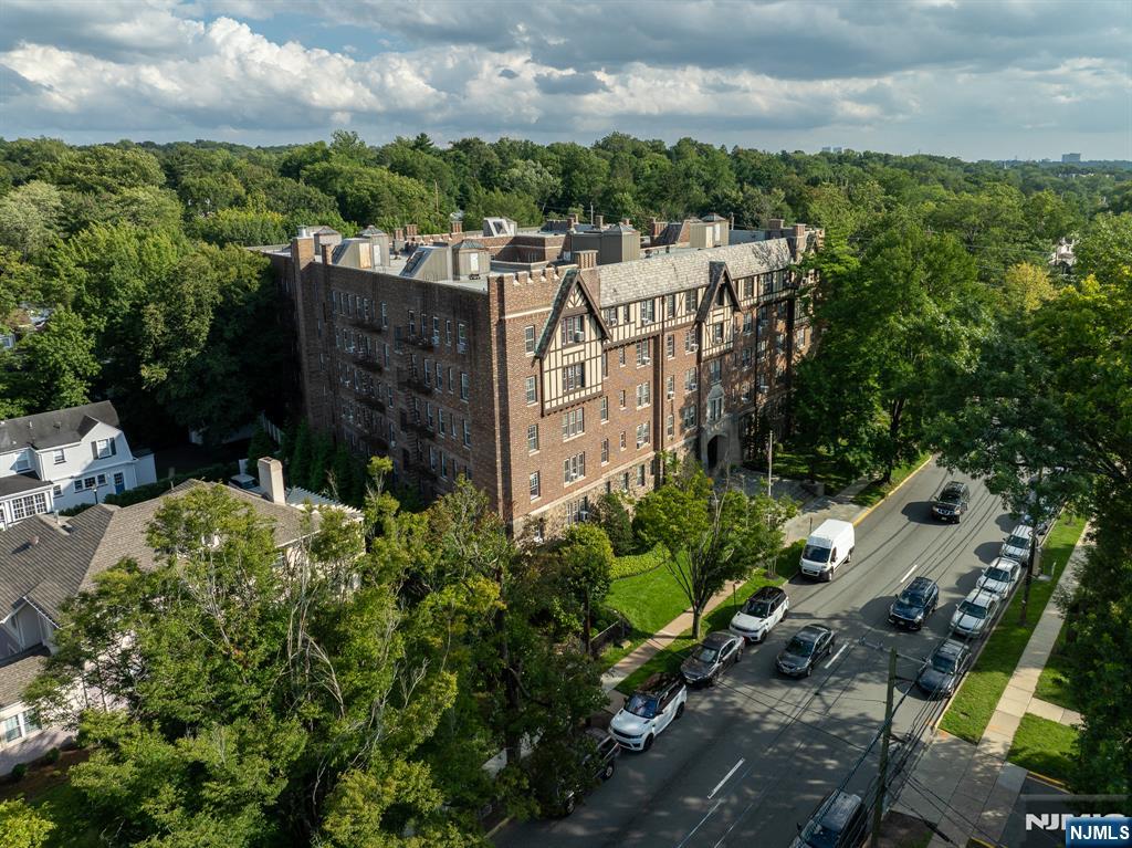 275 Engle Street B1-A