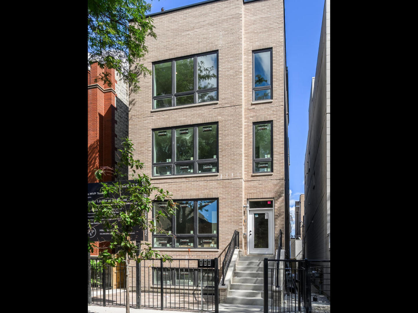 867 N Marshfield Avenue Unit: 3